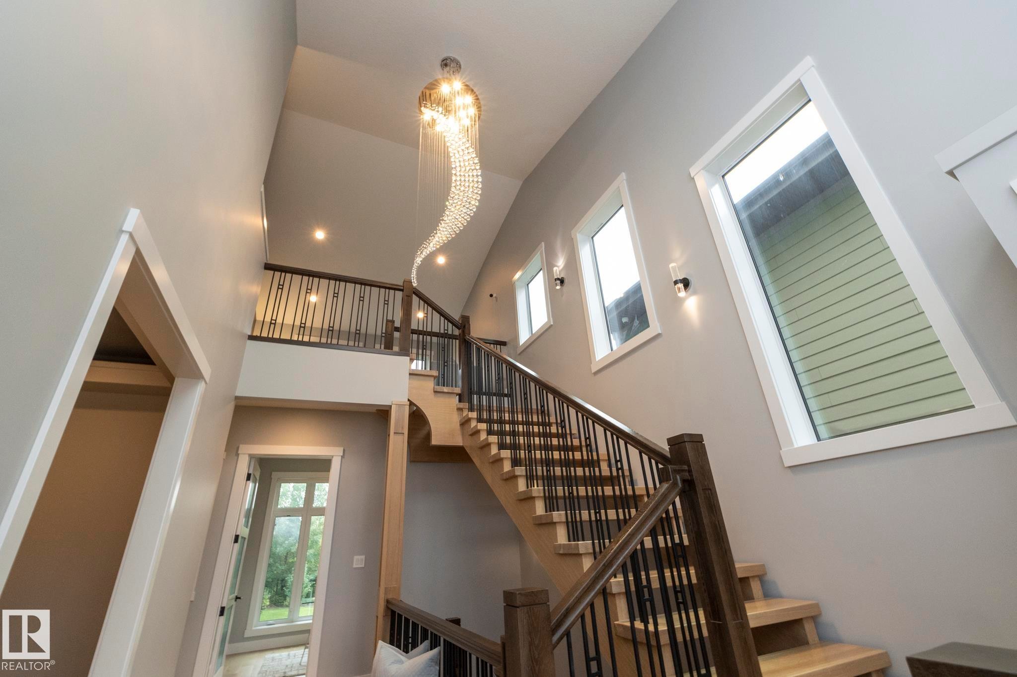 7549 May Common, Edmonton, AB