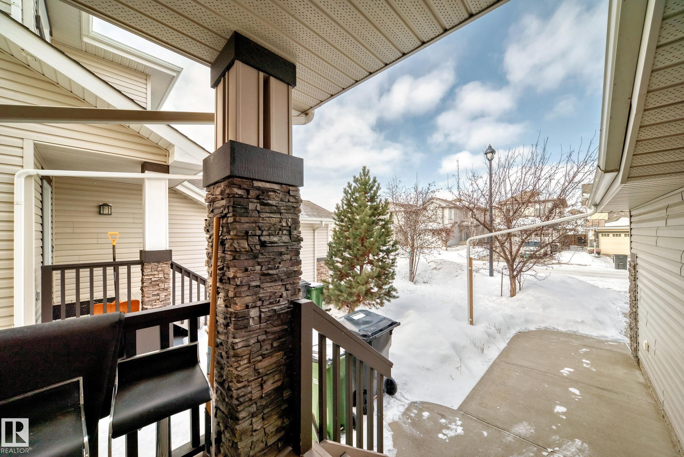 Exterior space featuring a residential view - 17357 8A Avenue, Edmonton, AB