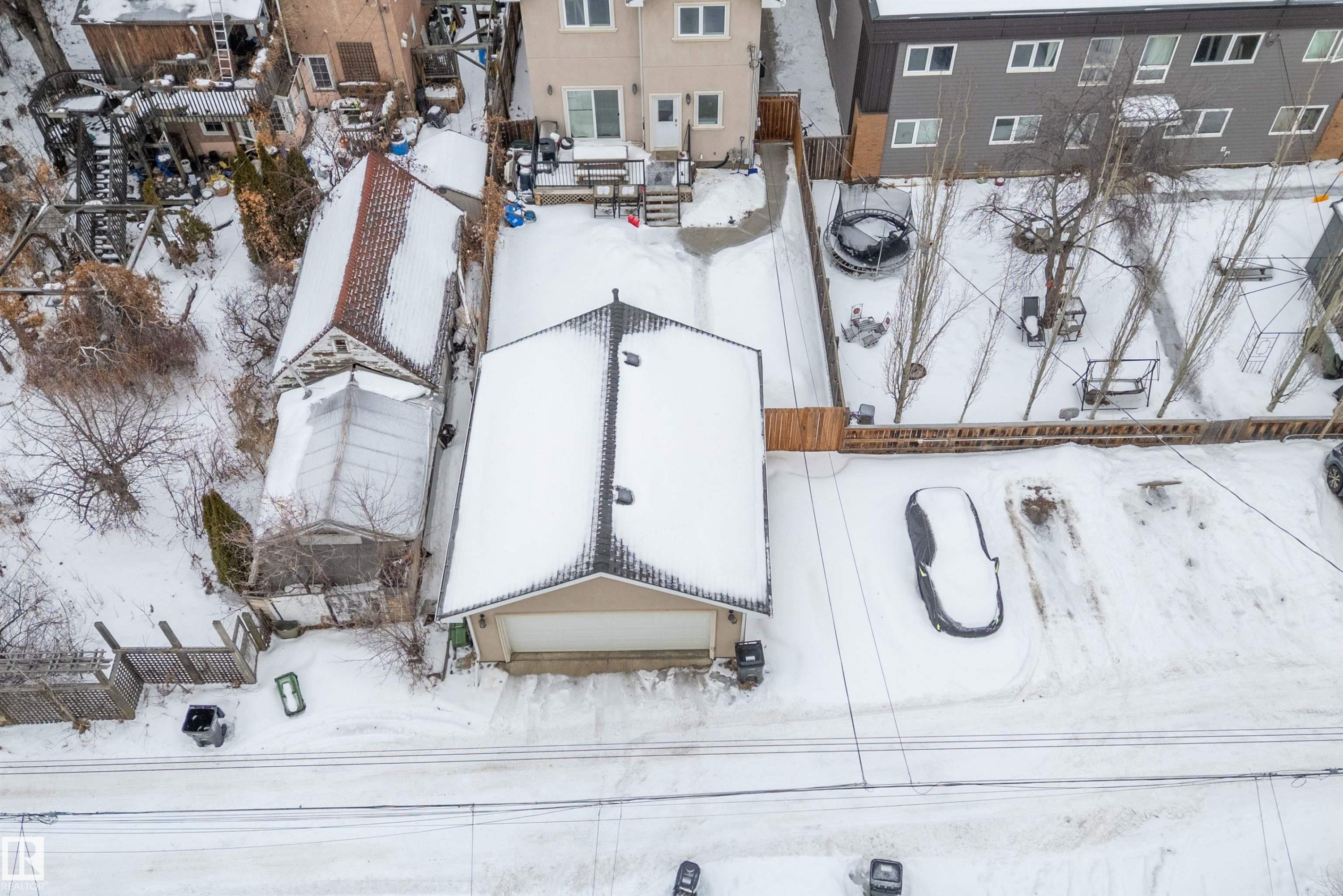 View of snowy aerial view - 10623 75 Avenue, Edmonton, AB - Outdoor