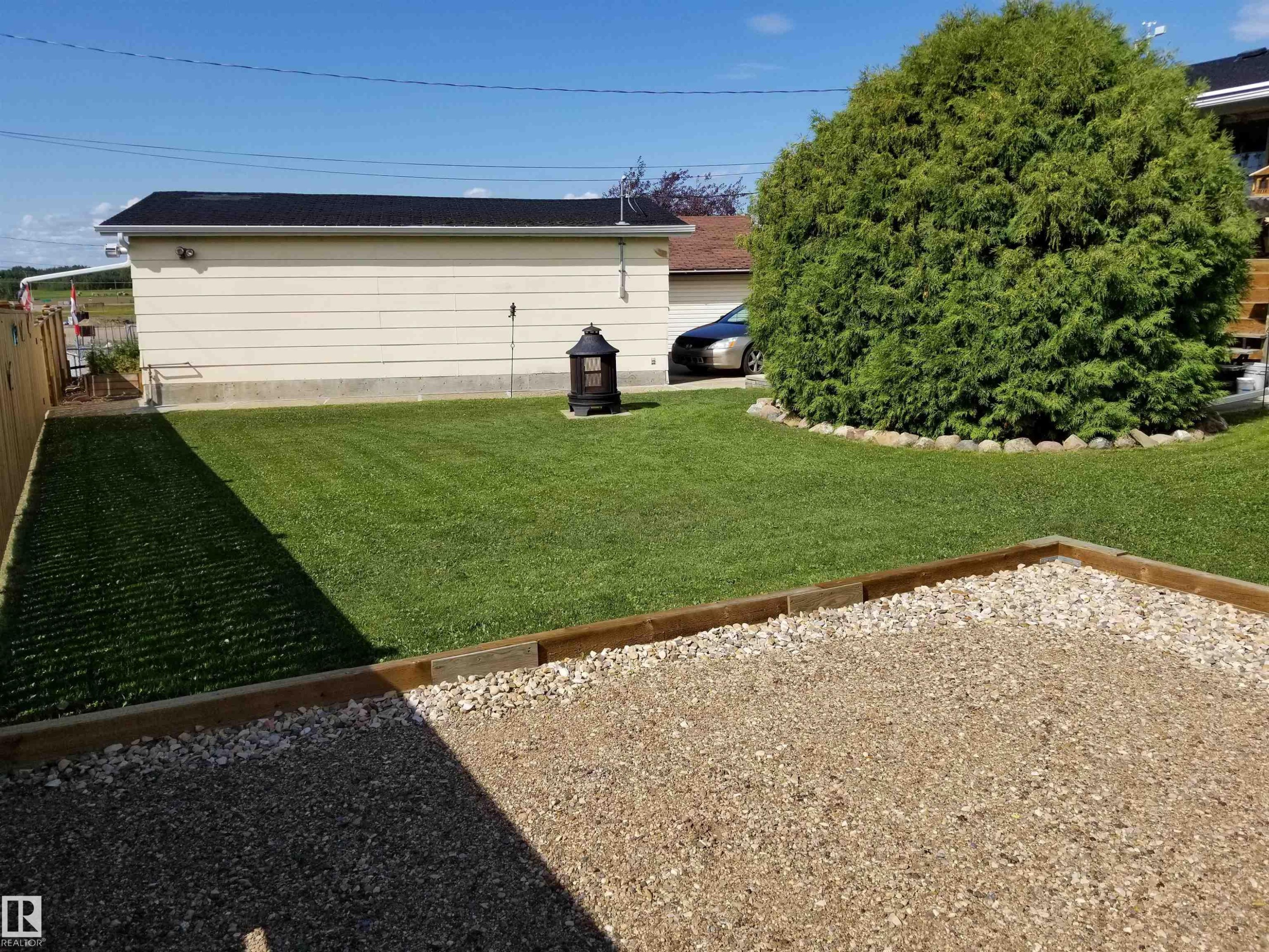 5307 Willow Drive, Boyle, AB - Outdoor