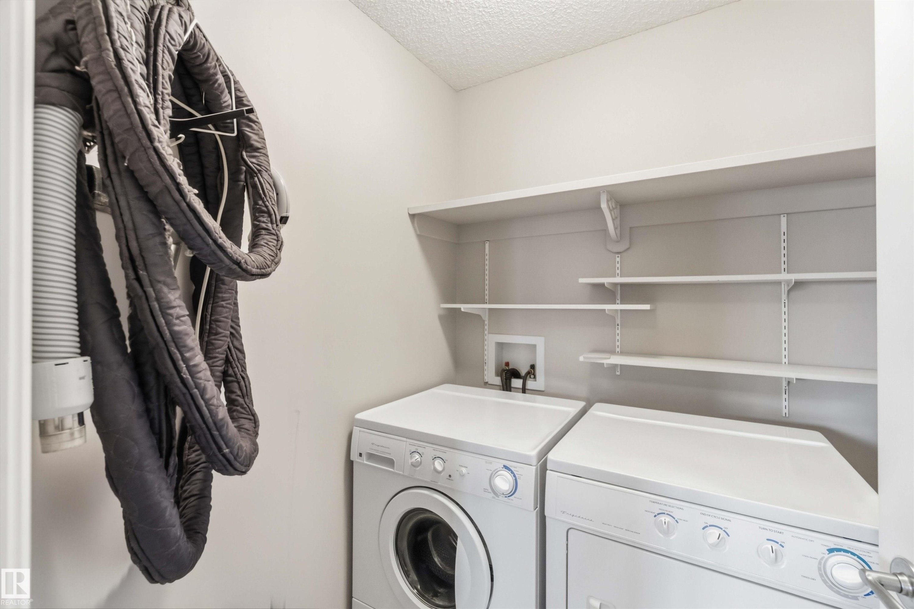 9 3003 34 Avenue, Edmonton, AB - Indoor Photo Showing Laundry Room