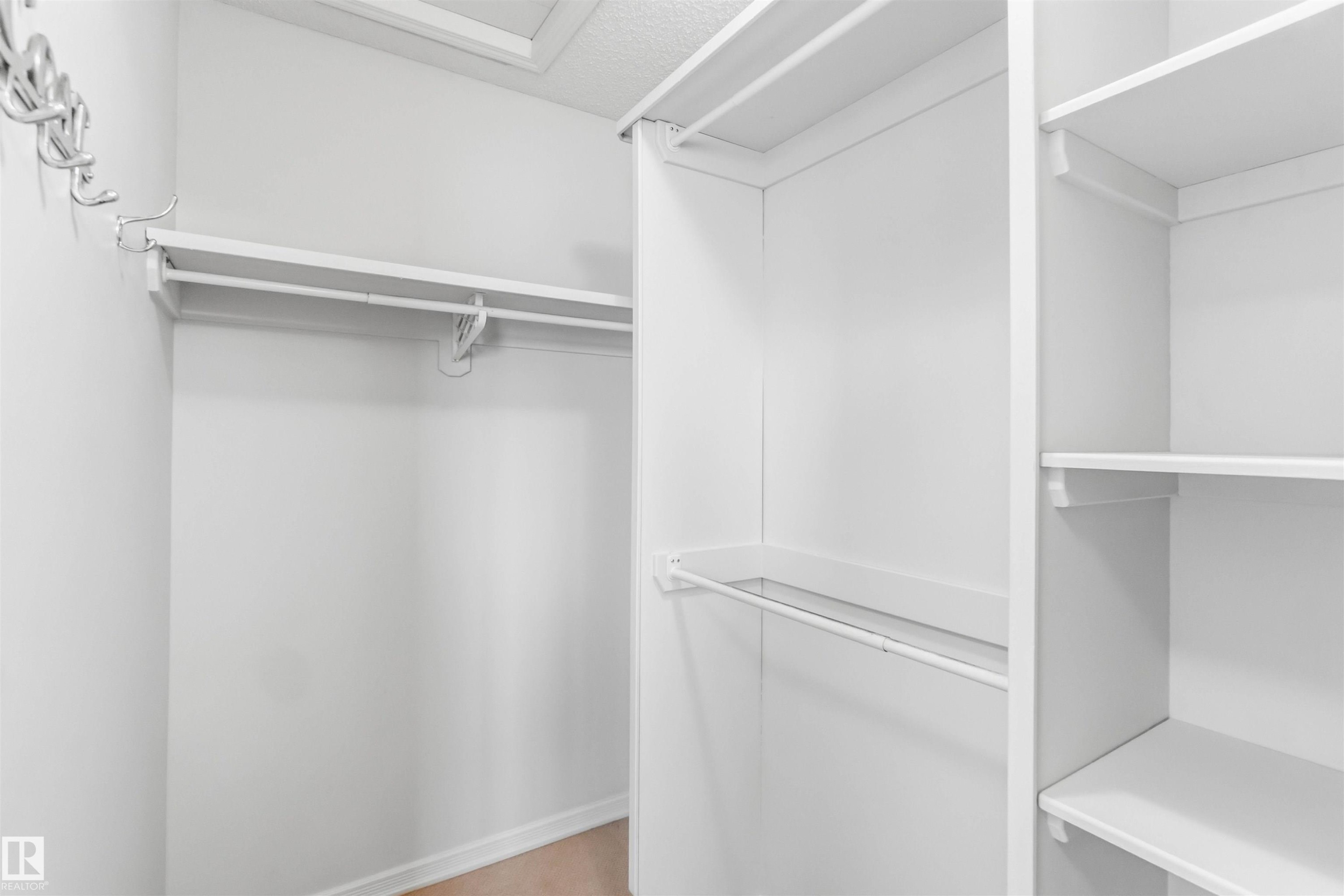 9 3003 34 Avenue, Edmonton, AB - Indoor With Storage