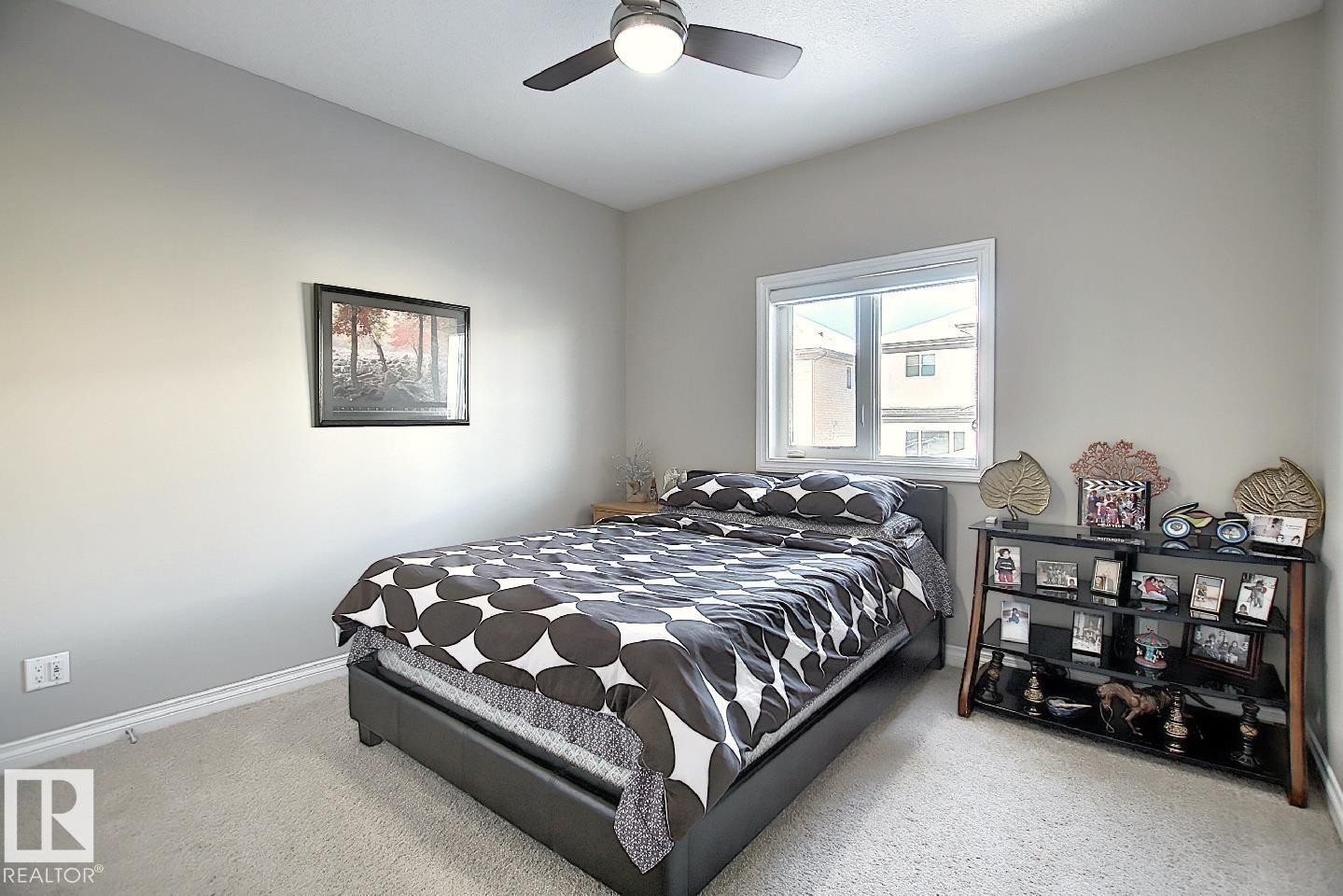 13020 164 Avenue, Edmonton, AB - Indoor Photo Showing Bedroom