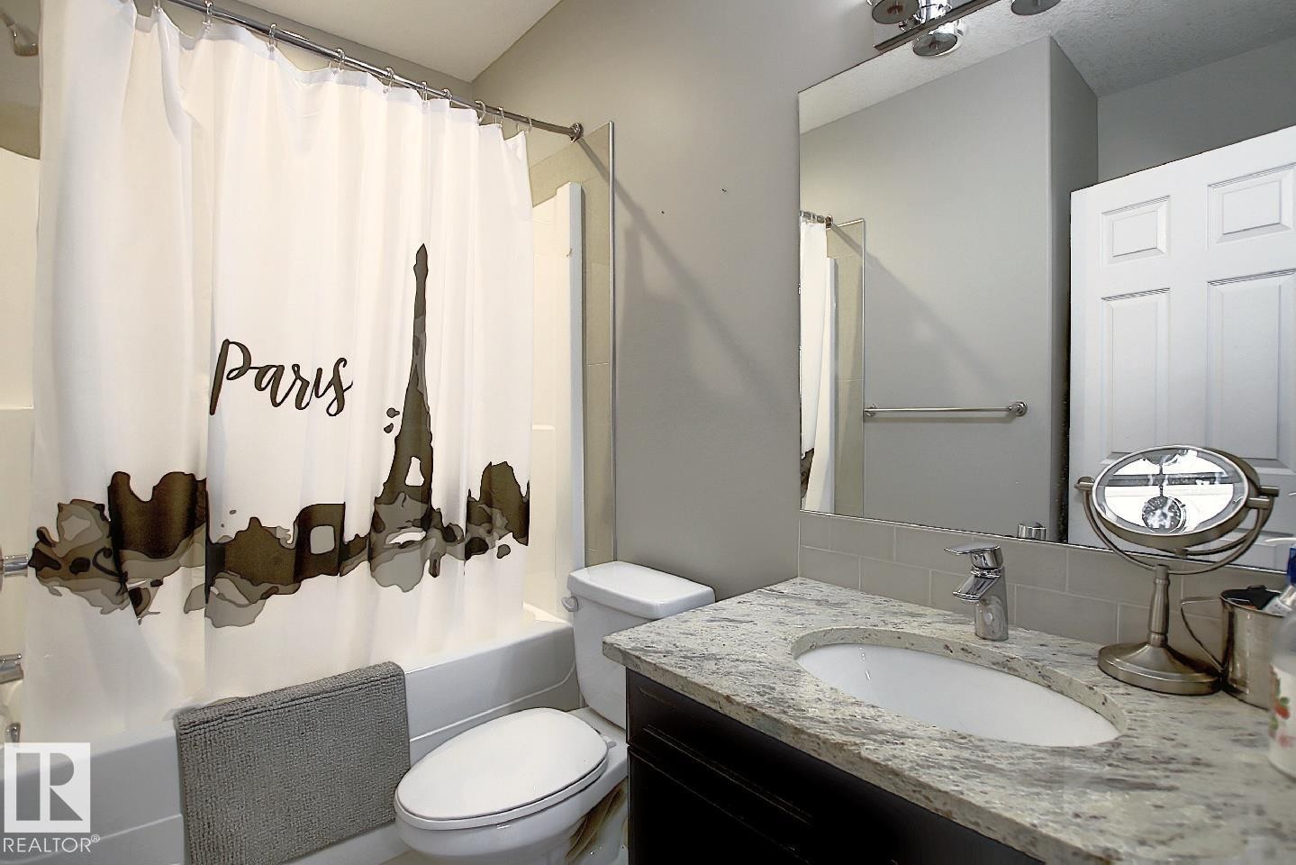 13020 164 Avenue, Edmonton, AB - Indoor Photo Showing Bathroom