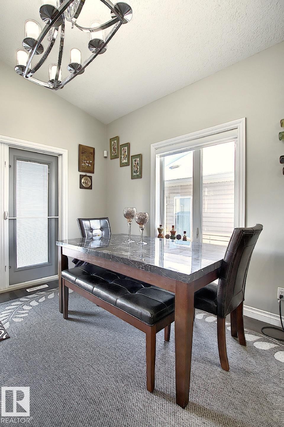 13020 164 Avenue, Edmonton, AB - Indoor Photo Showing Dining Room