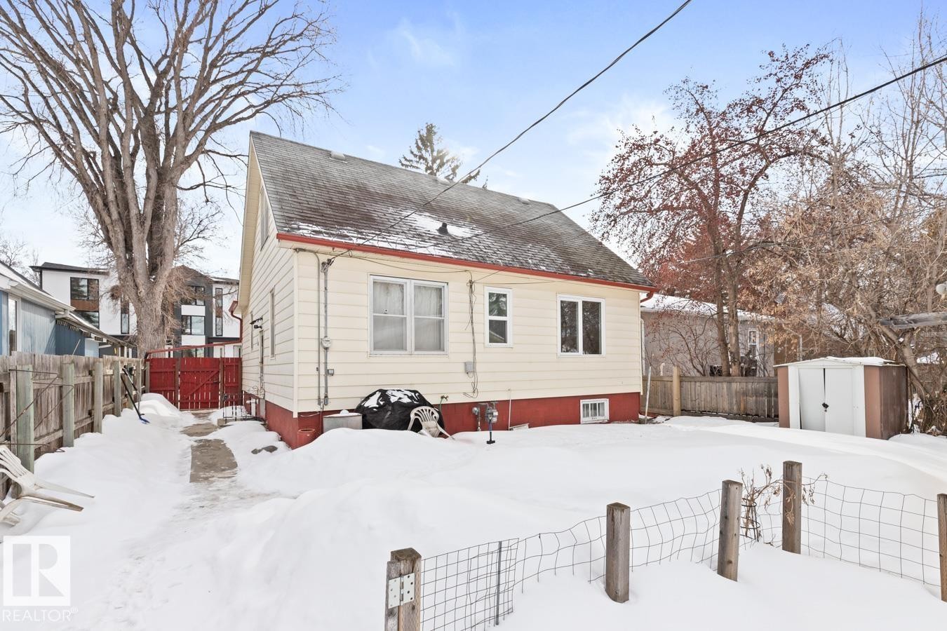 8906 94 Avenue, Edmonton, AB - Outdoor