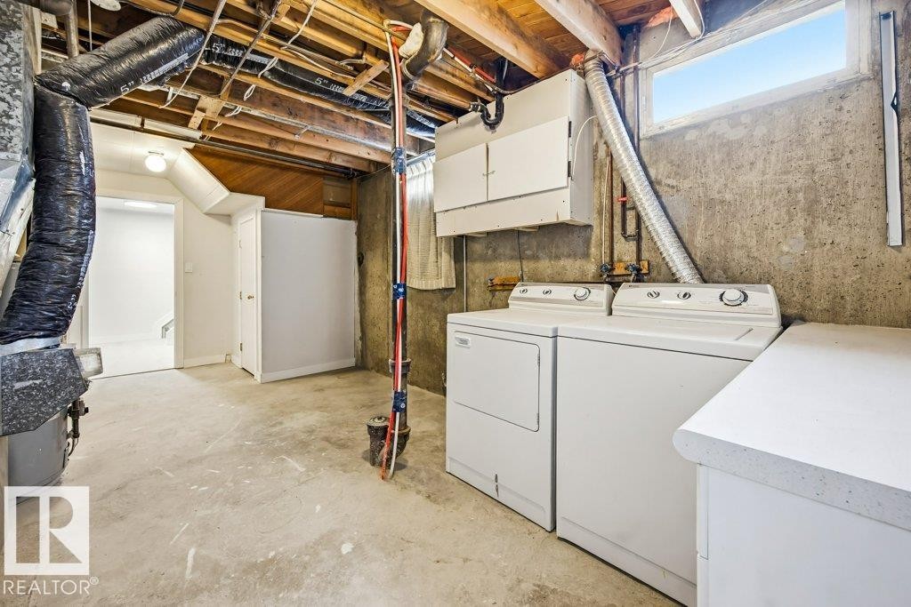 16206 83 Avenue, Edmonton, AB - Indoor Photo Showing Other Room