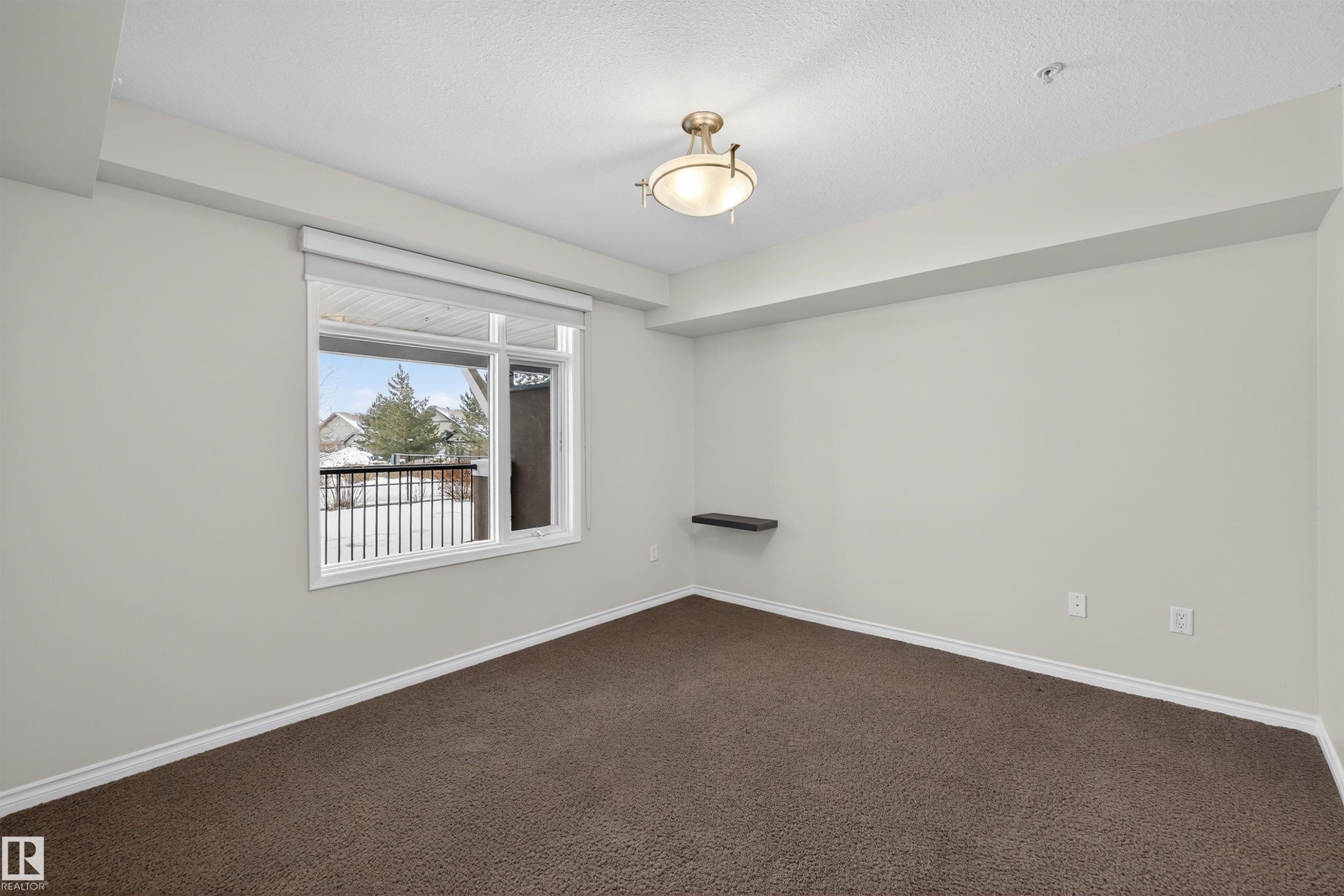 102 1589 Glastonbury Boulevard, Edmonton, AB - Indoor Photo Showing Other Room