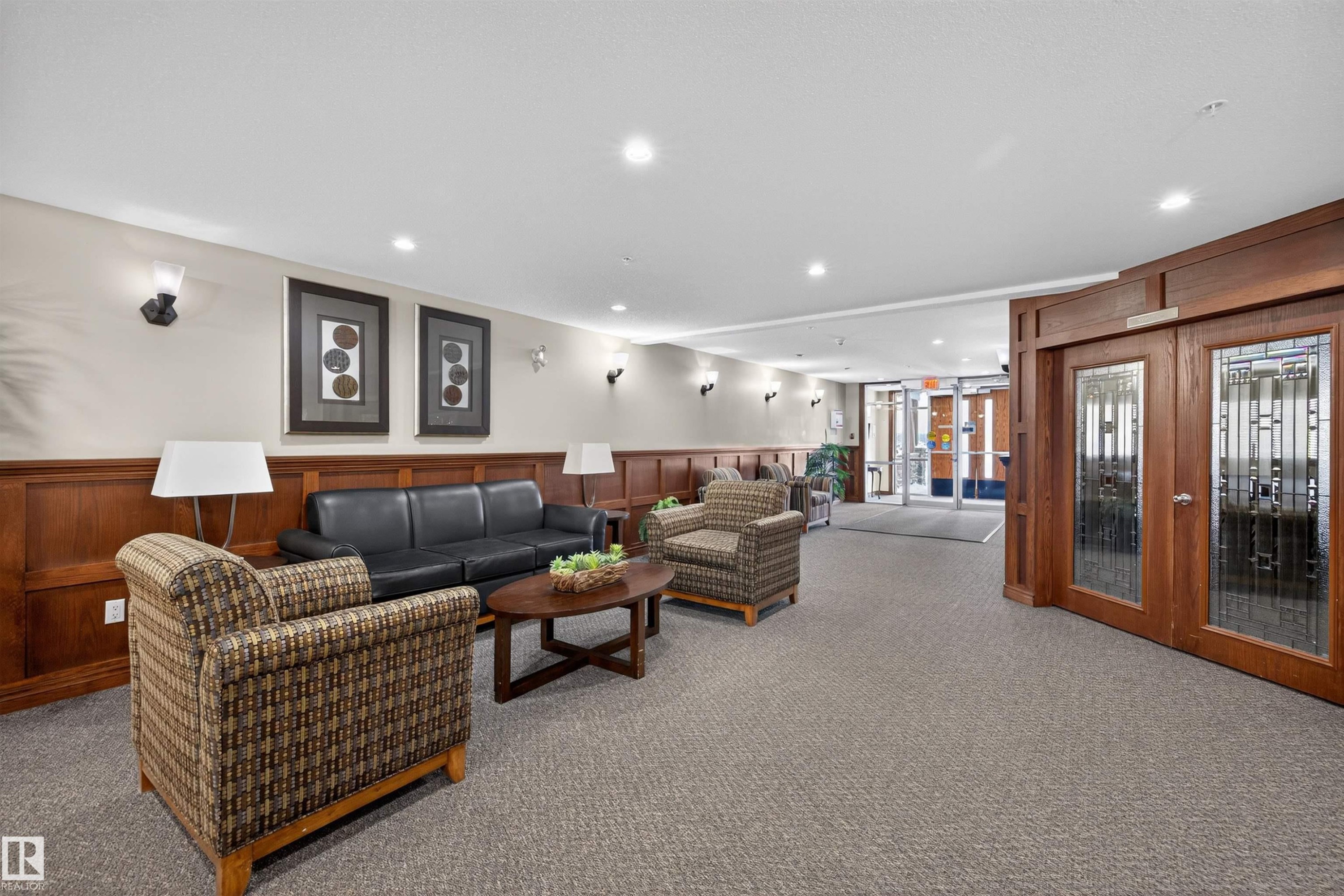 102 1589 Glastonbury Boulevard, Edmonton, AB - Indoor