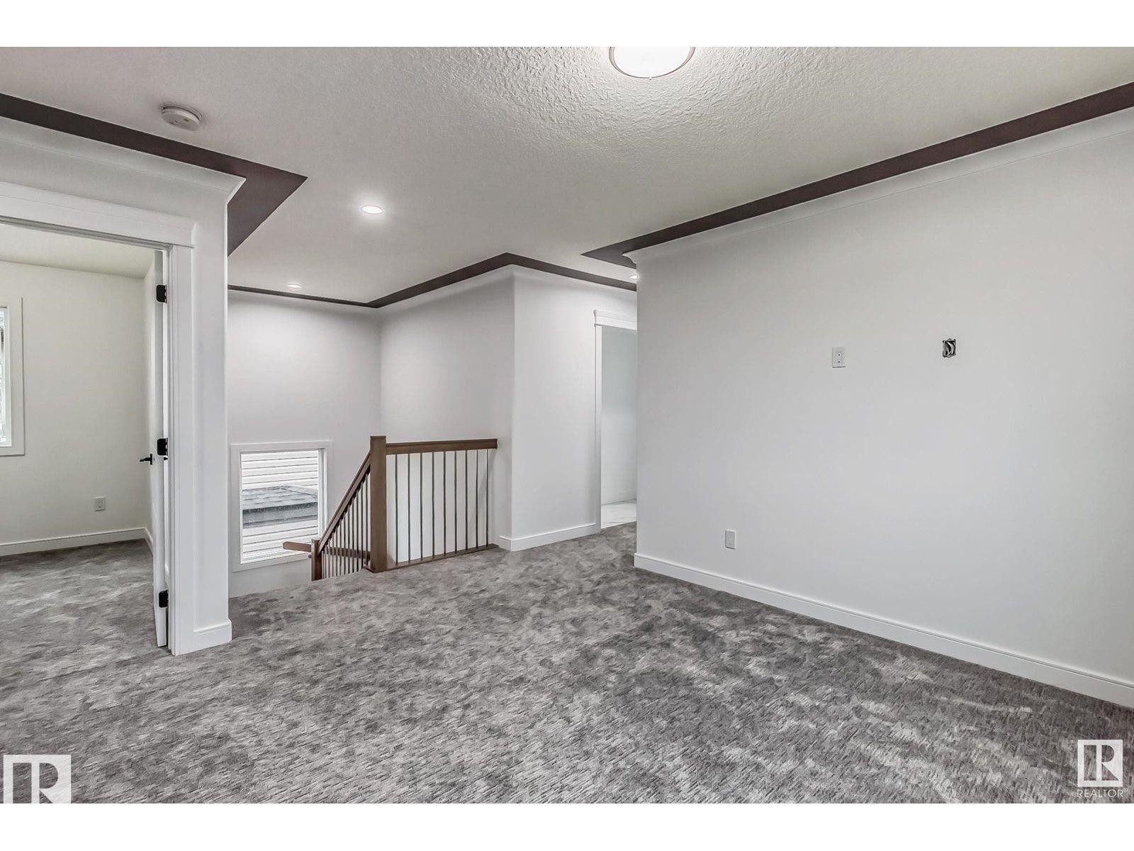 1703 152 Avenue, Edmonton, AB - Indoor Photo Showing Other Room