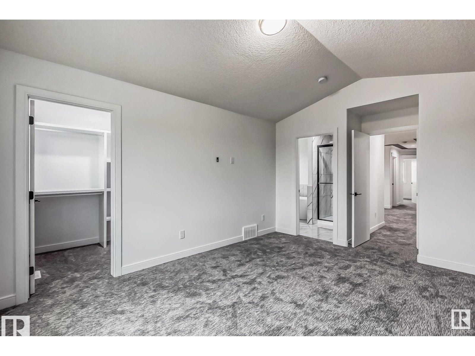1703 152 Avenue, Edmonton, AB - Indoor Photo Showing Other Room