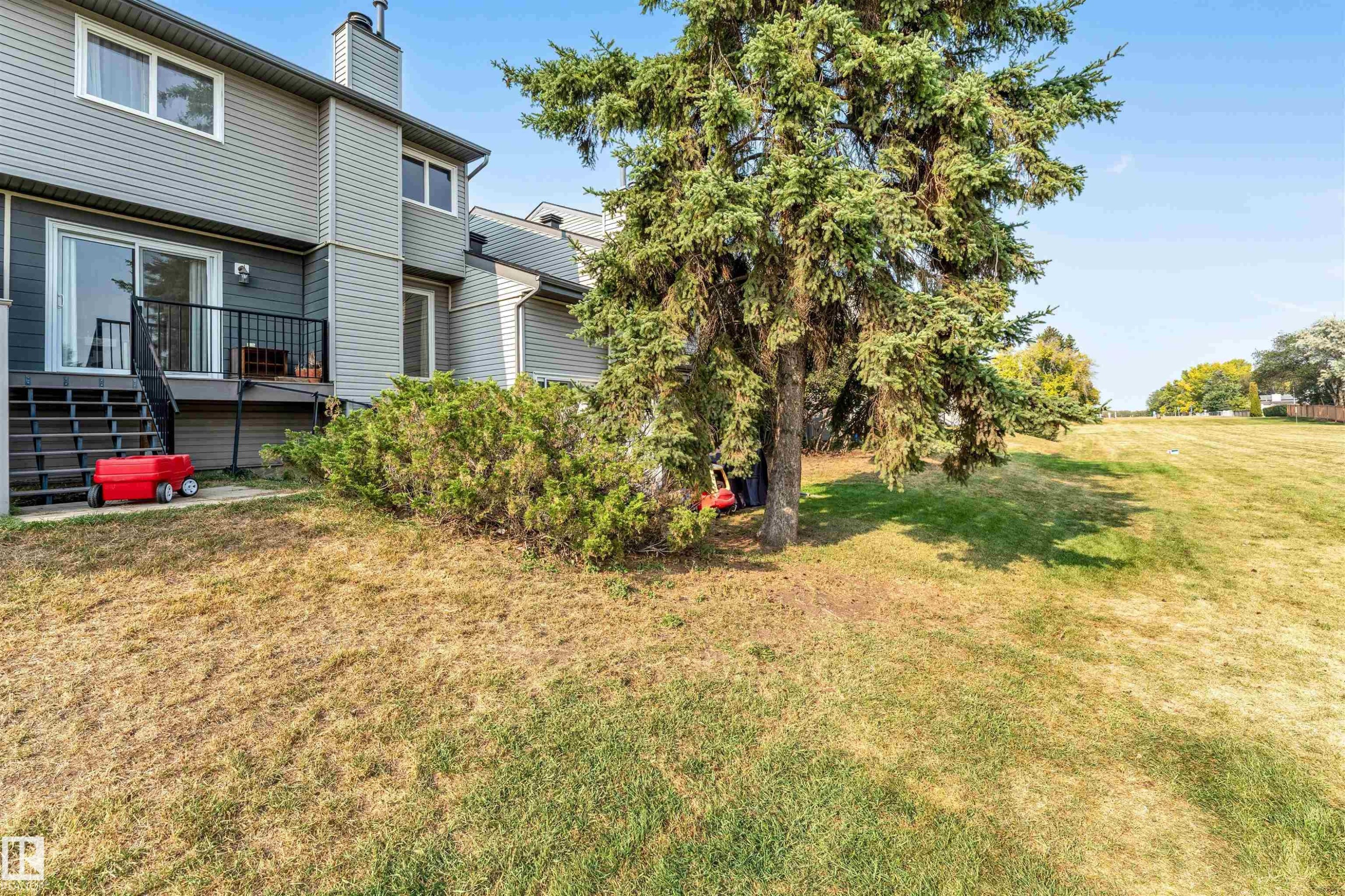 5344 38A Avenue, Edmonton, AB - Outdoor
