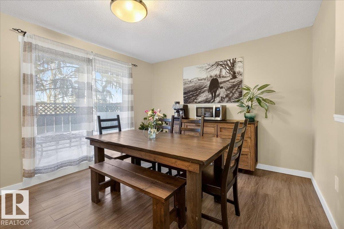 635 Millbourne Road E, Edmonton, AB - Indoor Photo Showing Dining Room