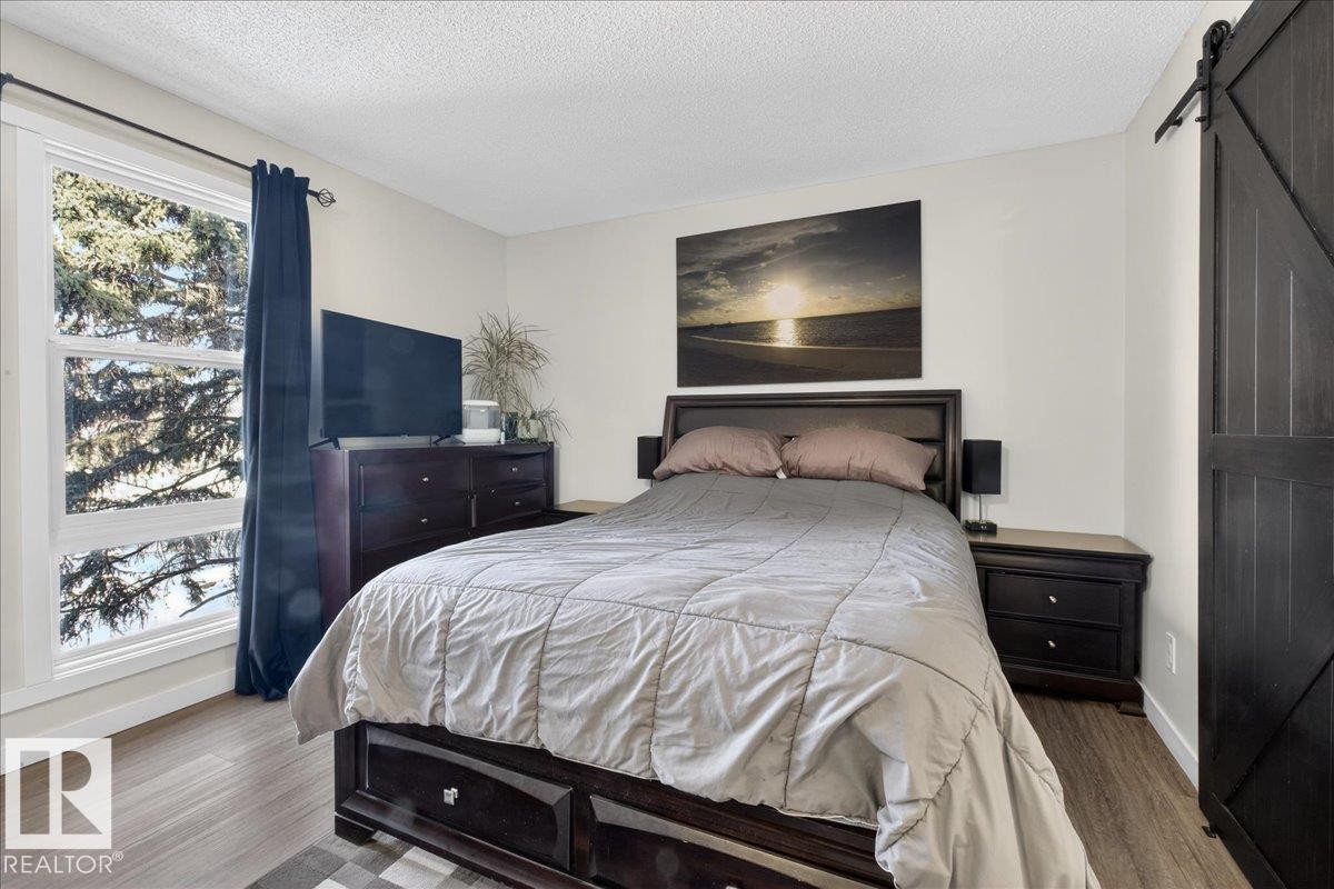 635 Millbourne Road E, Edmonton, AB - Indoor Photo Showing Bedroom
