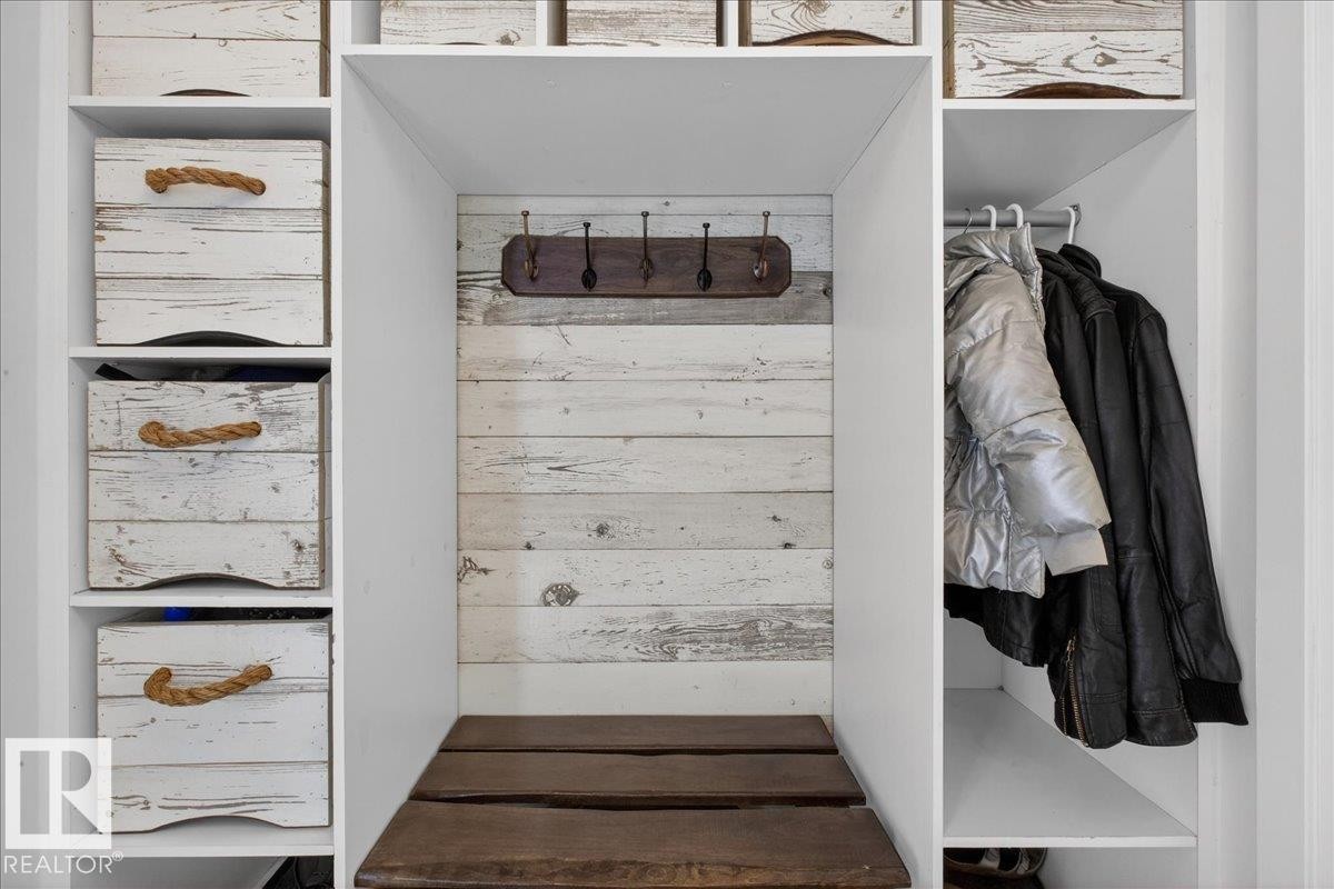 635 Millbourne Road E, Edmonton, AB - Indoor