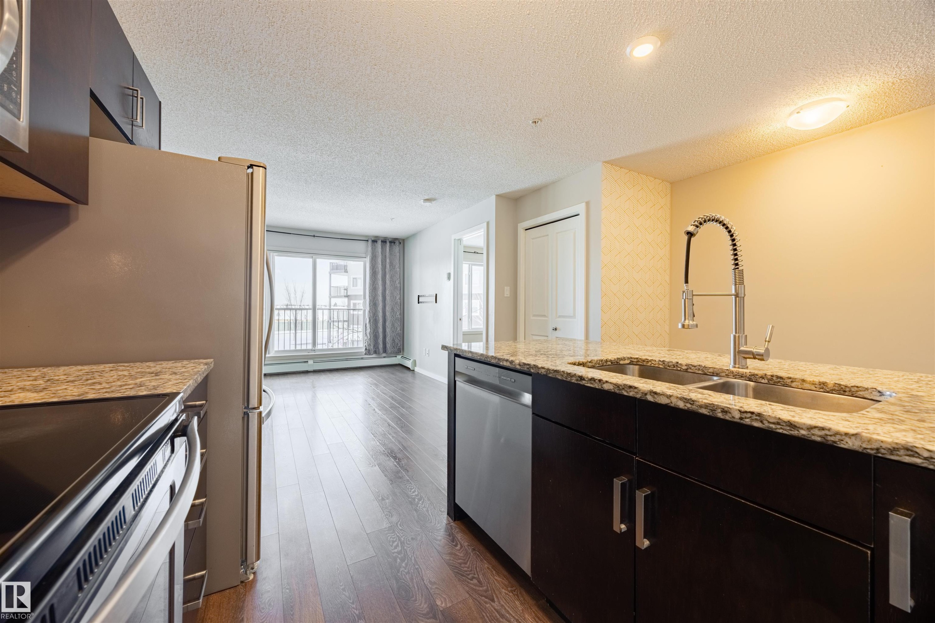 210 142 Ebbers Boulevard, Edmonton, AB