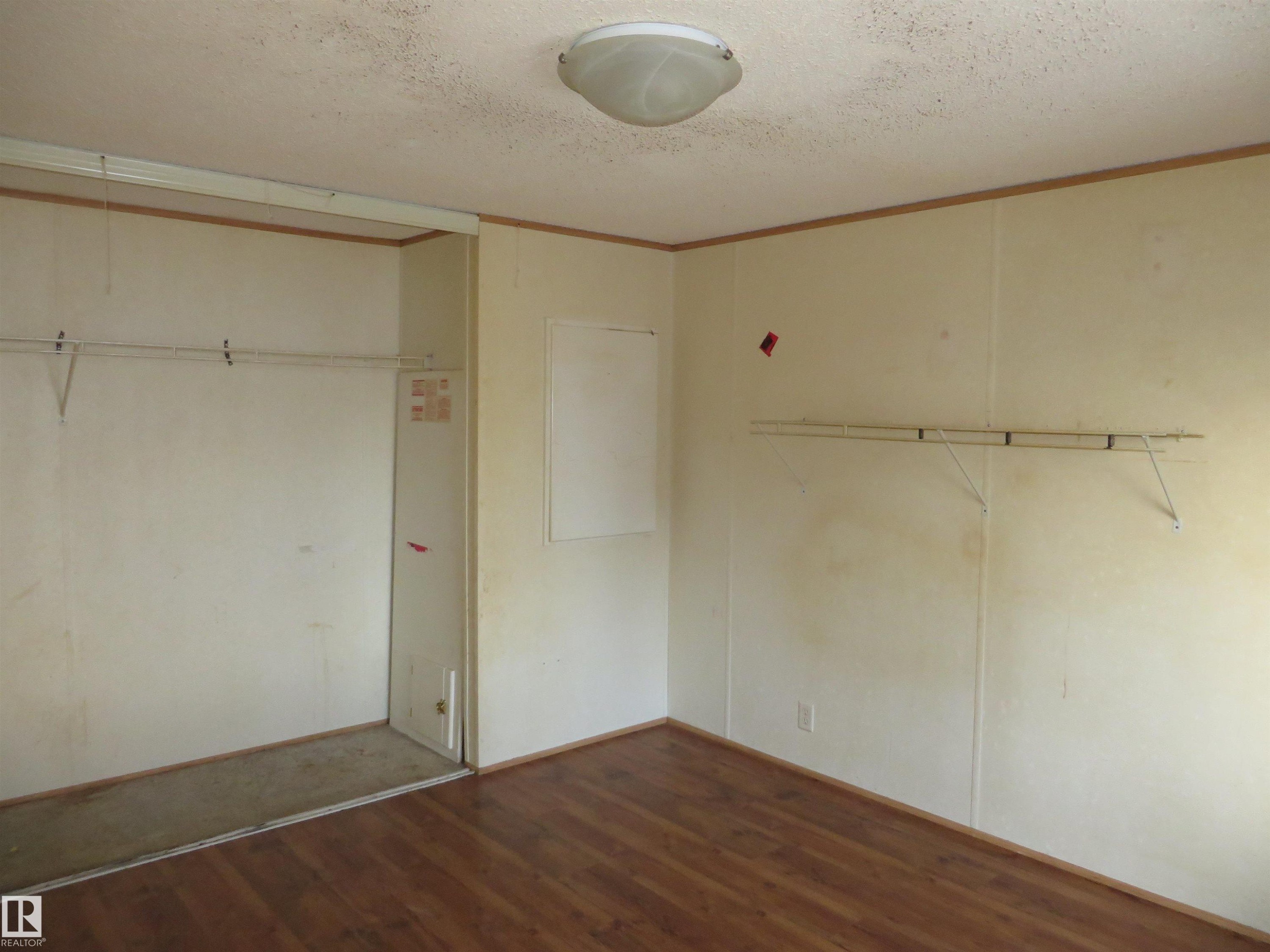 53 Willow Park Estates, Leduc, AB - Indoor Photo Showing Other Room