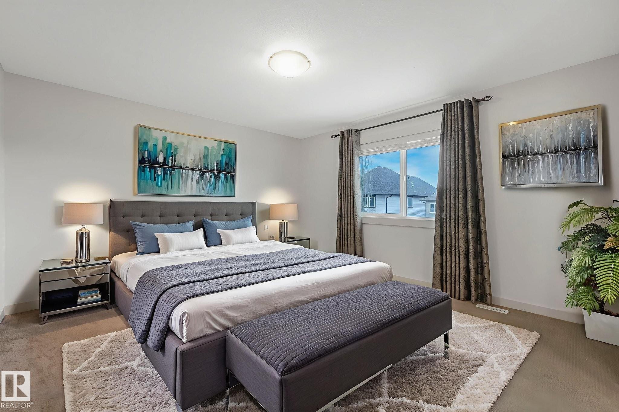 Bedroom featuring carpet floors and baseboards - 1548 36 Avenue, Edmonton, AB - Indoor Photo Showing Bedroom