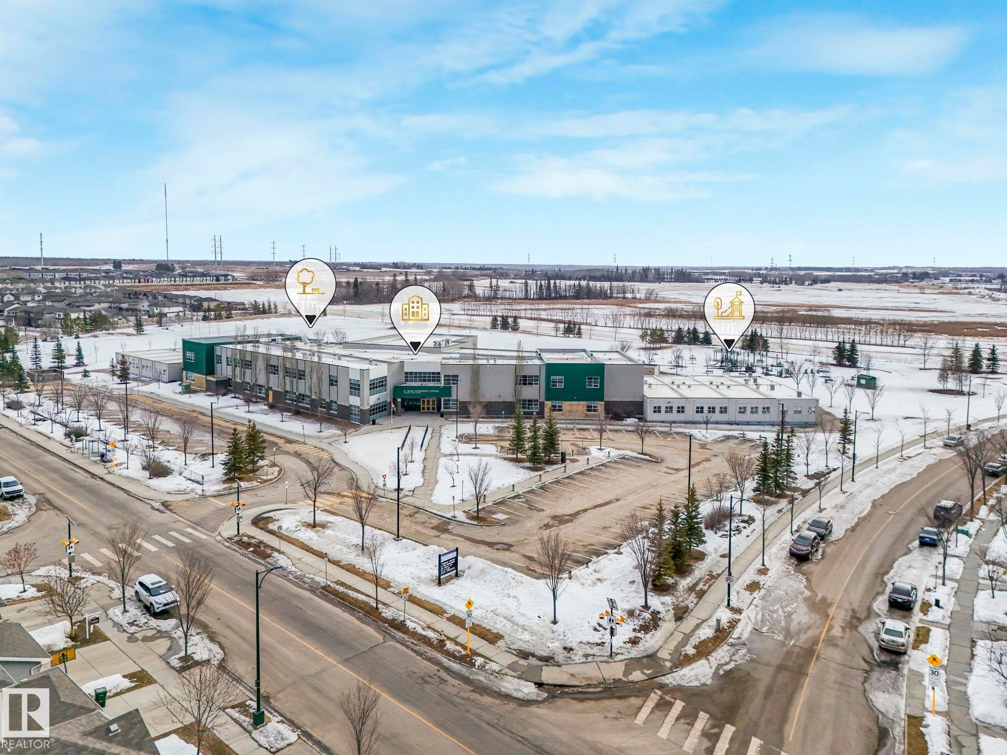 1548 36 Avenue, Edmonton, AB - Outdoor With View