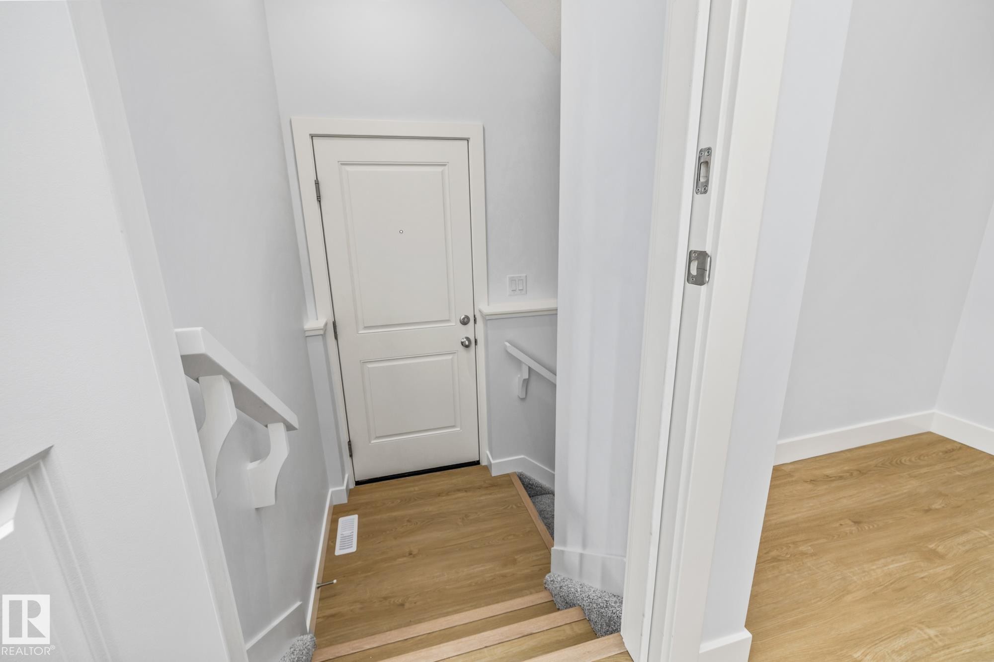 110 Honeysuckle Green, Leduc, AB - Indoor Photo Showing Other Room