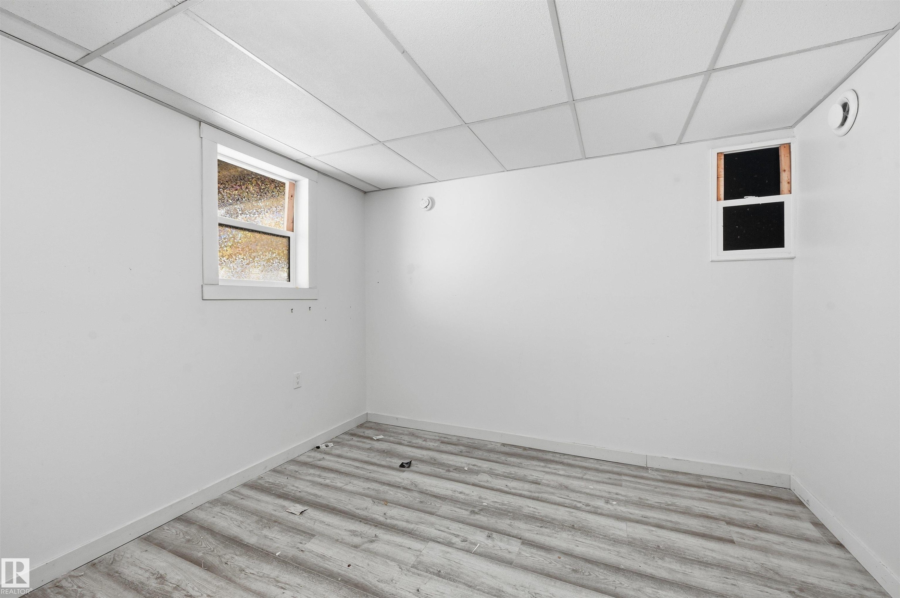 Basement Bedroom 1 - 9848 87 Avenue, Edmonton, AB - Indoor Photo Showing Other Room