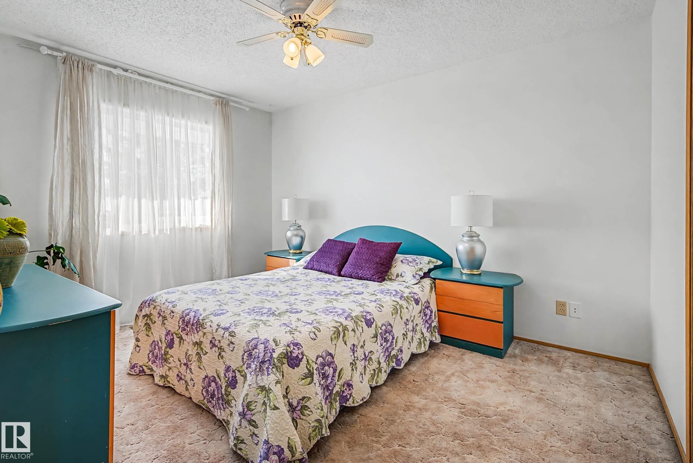 41 903 109 Street Nw, Edmonton, AB - Indoor Photo Showing Bedroom