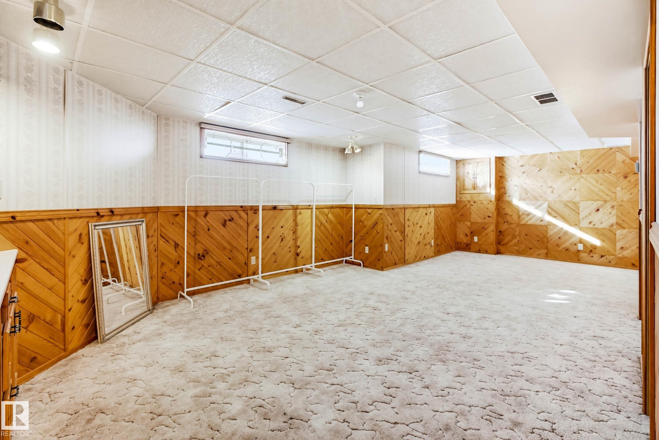 41 903 109 Street Nw, Edmonton, AB - Indoor