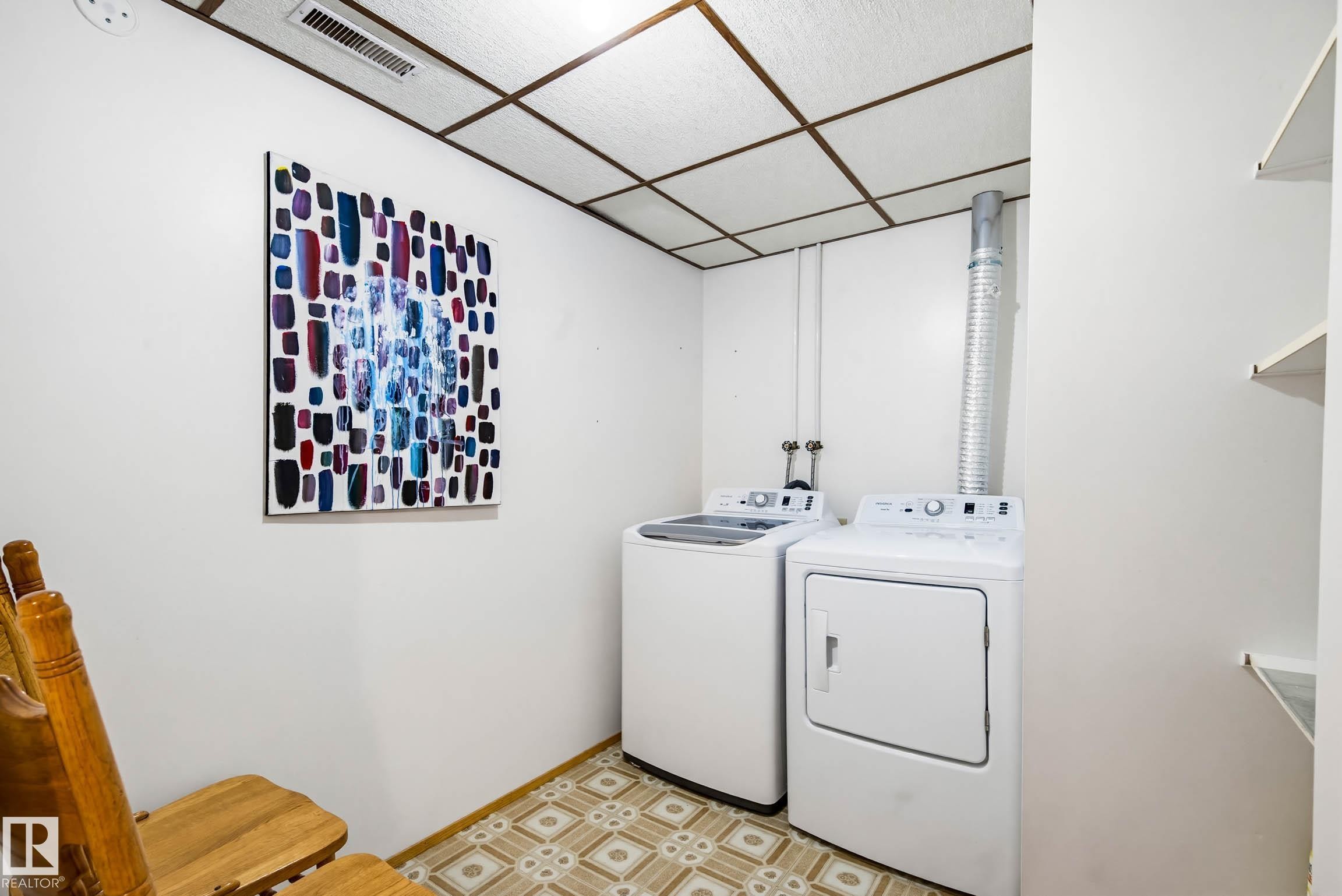 41 903 109 Street Nw, Edmonton, AB - Indoor Photo Showing Laundry Room