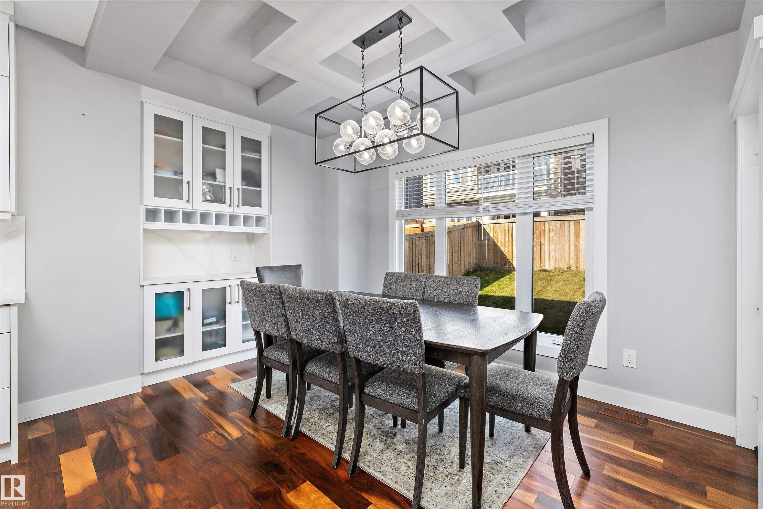 3380 Chickadee Drive, Edmonton, AB - Indoor Photo Showing Dining Room