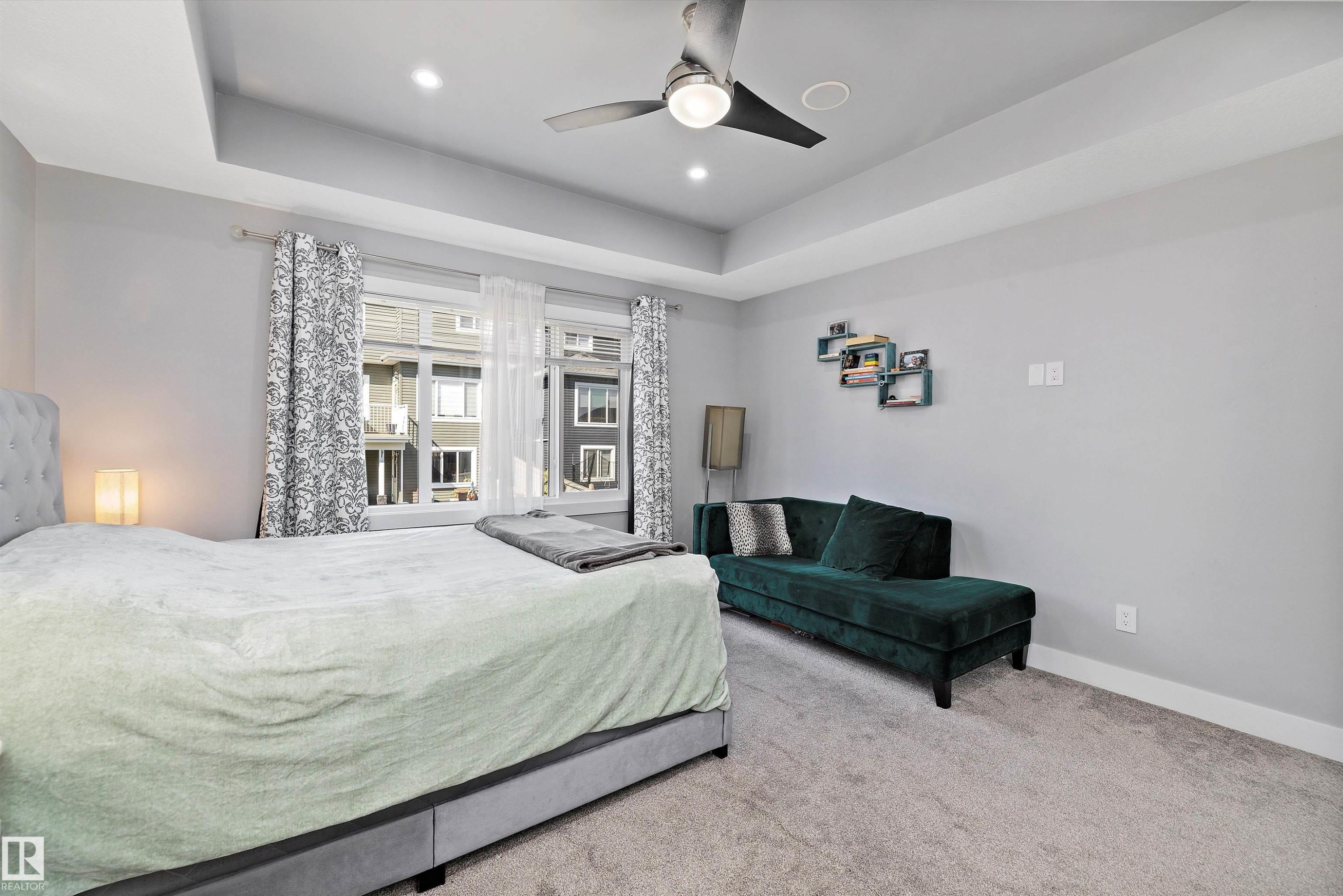 3380 Chickadee Drive, Edmonton, AB - Indoor Photo Showing Bedroom