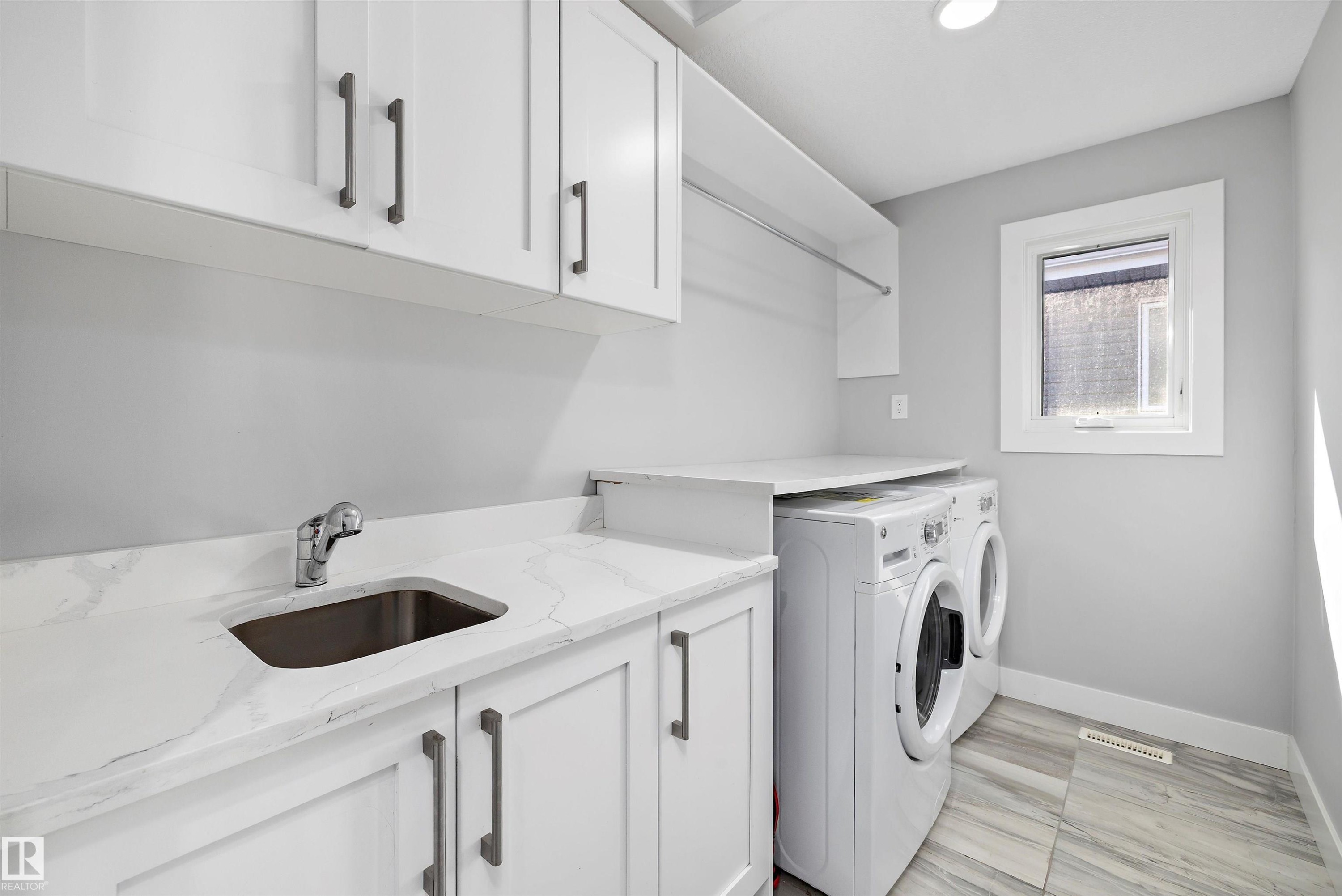 3380 Chickadee Drive, Edmonton, AB - Indoor Photo Showing Laundry Room