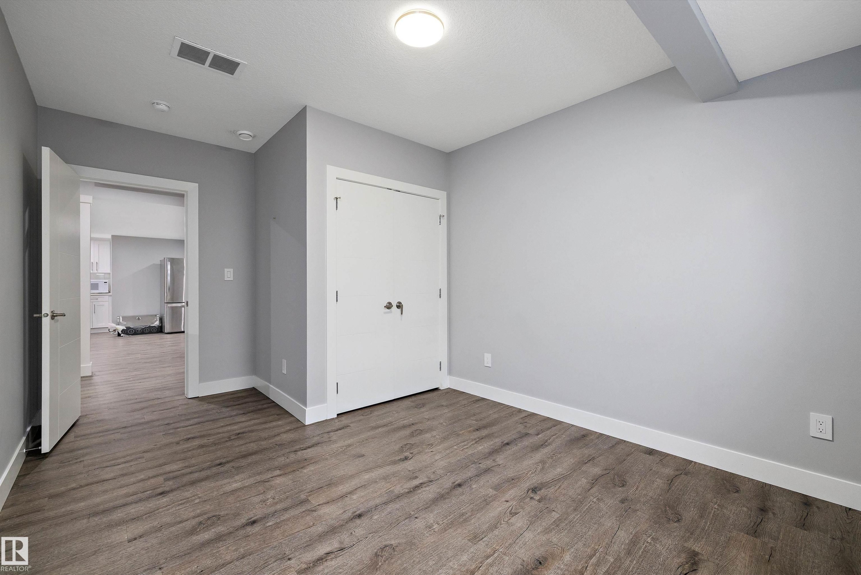 3380 Chickadee Drive, Edmonton, AB - Indoor Photo Showing Other Room