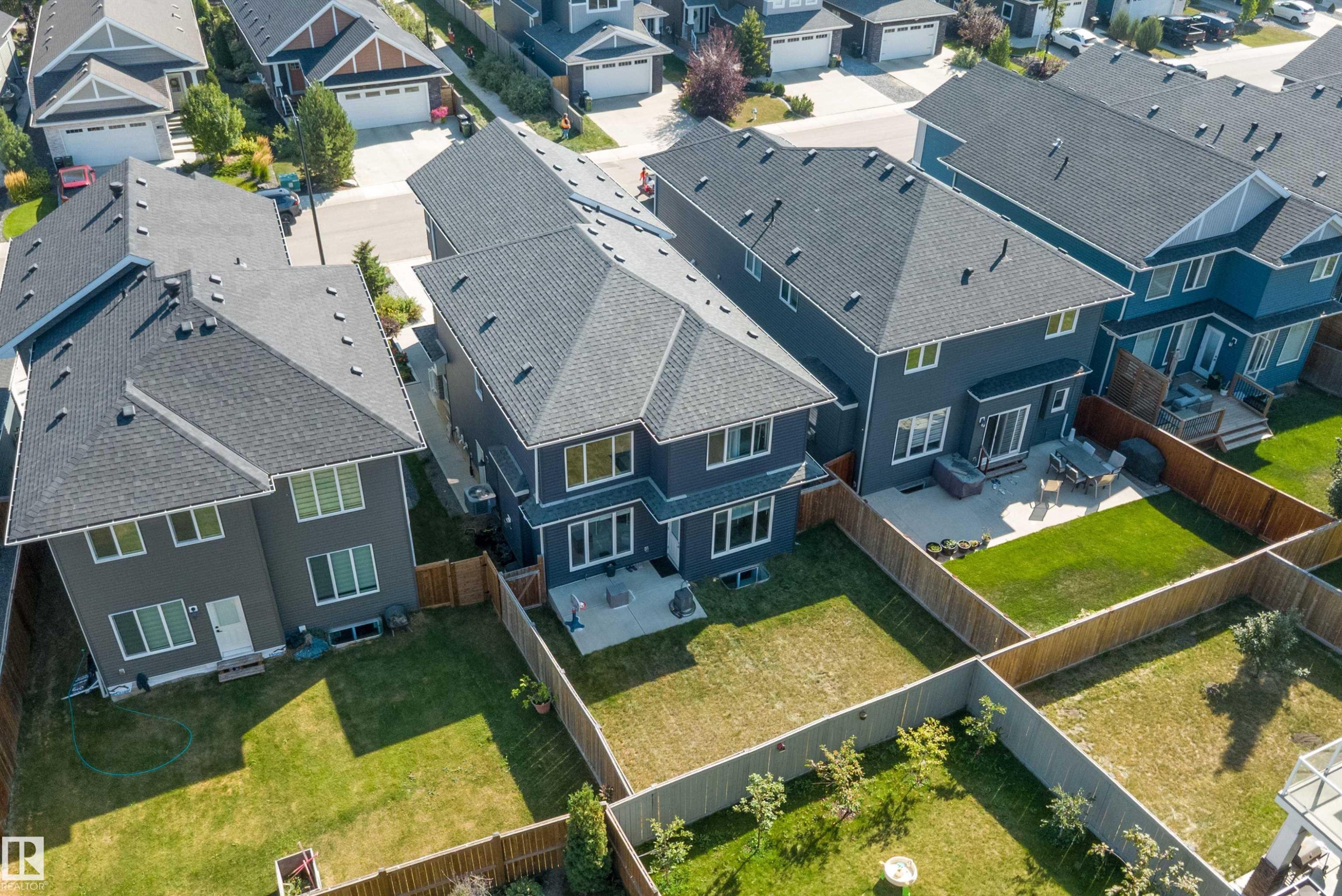 3380 Chickadee Drive, Edmonton, AB - Outdoor