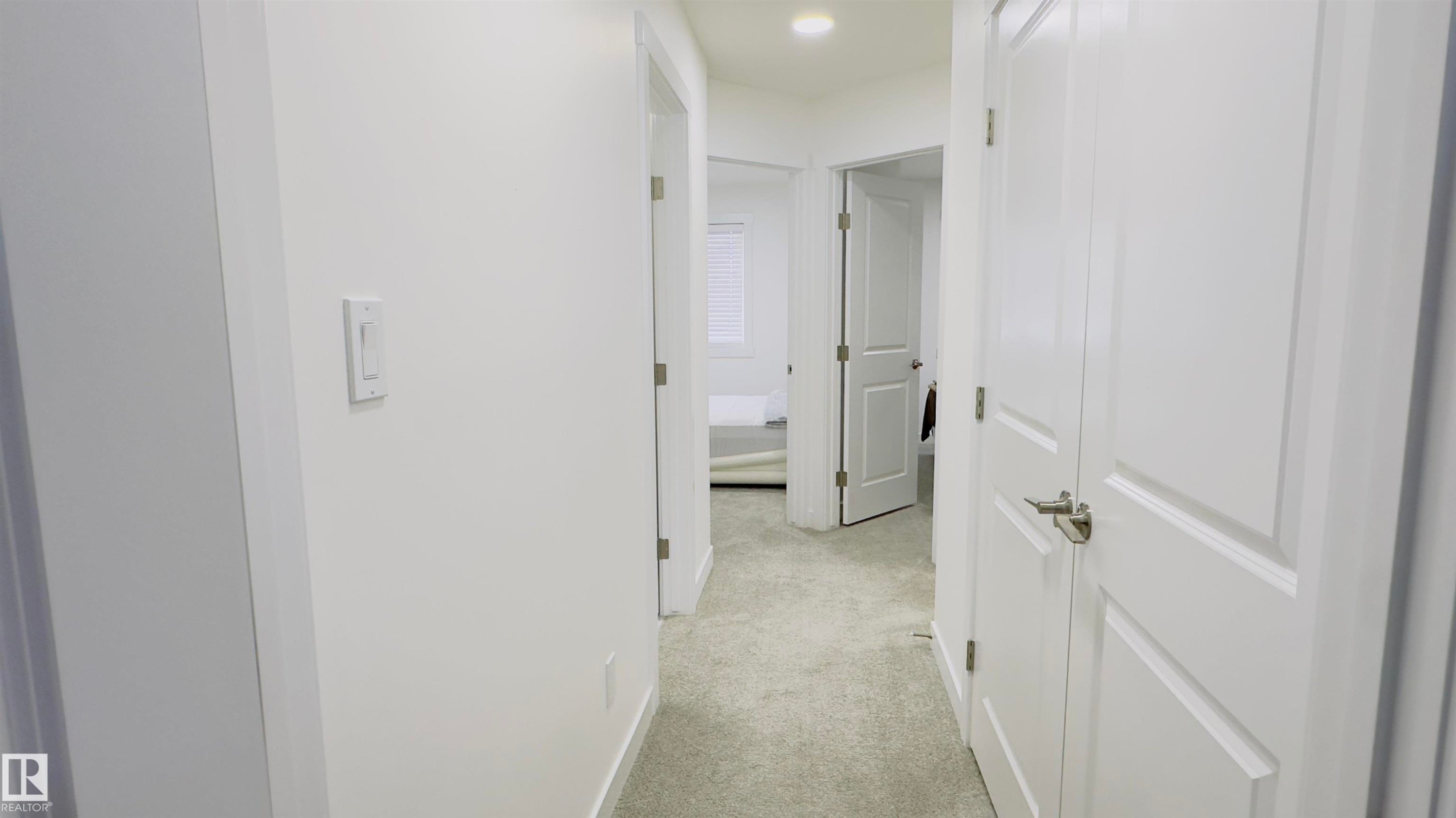 21 7110 Keswick Common, Edmonton, AB - Indoor Photo Showing Other Room