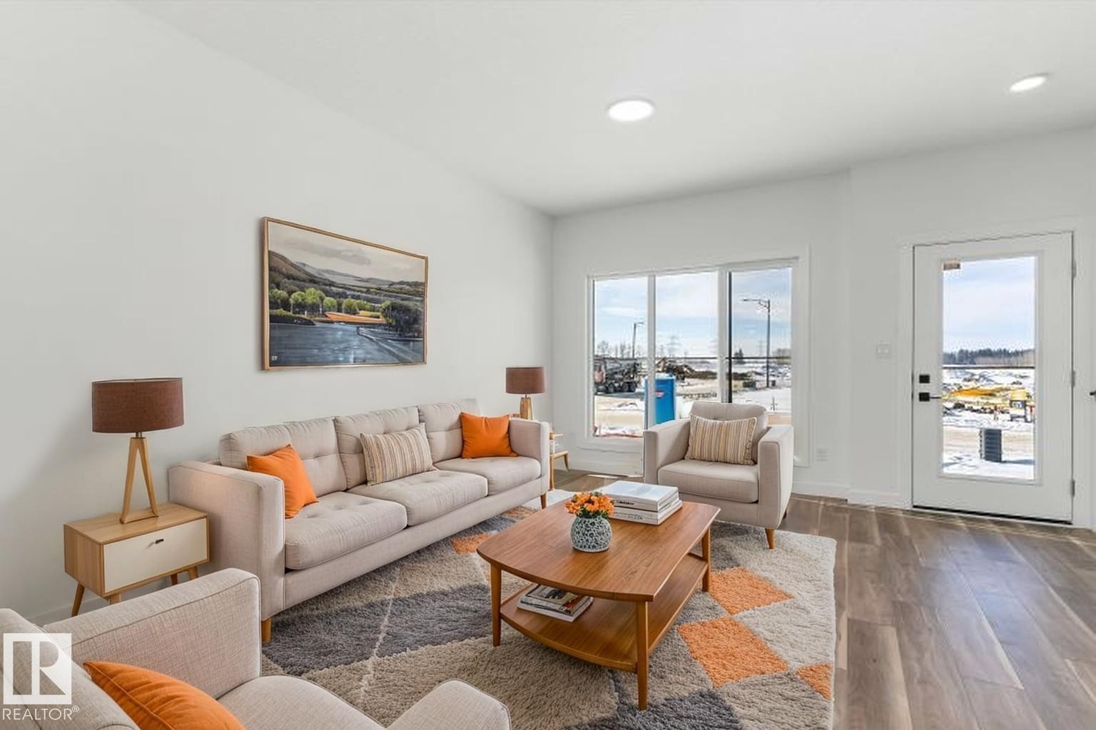 1008 14 Avenue, Edmonton, AB - Indoor Photo Showing Living Room
