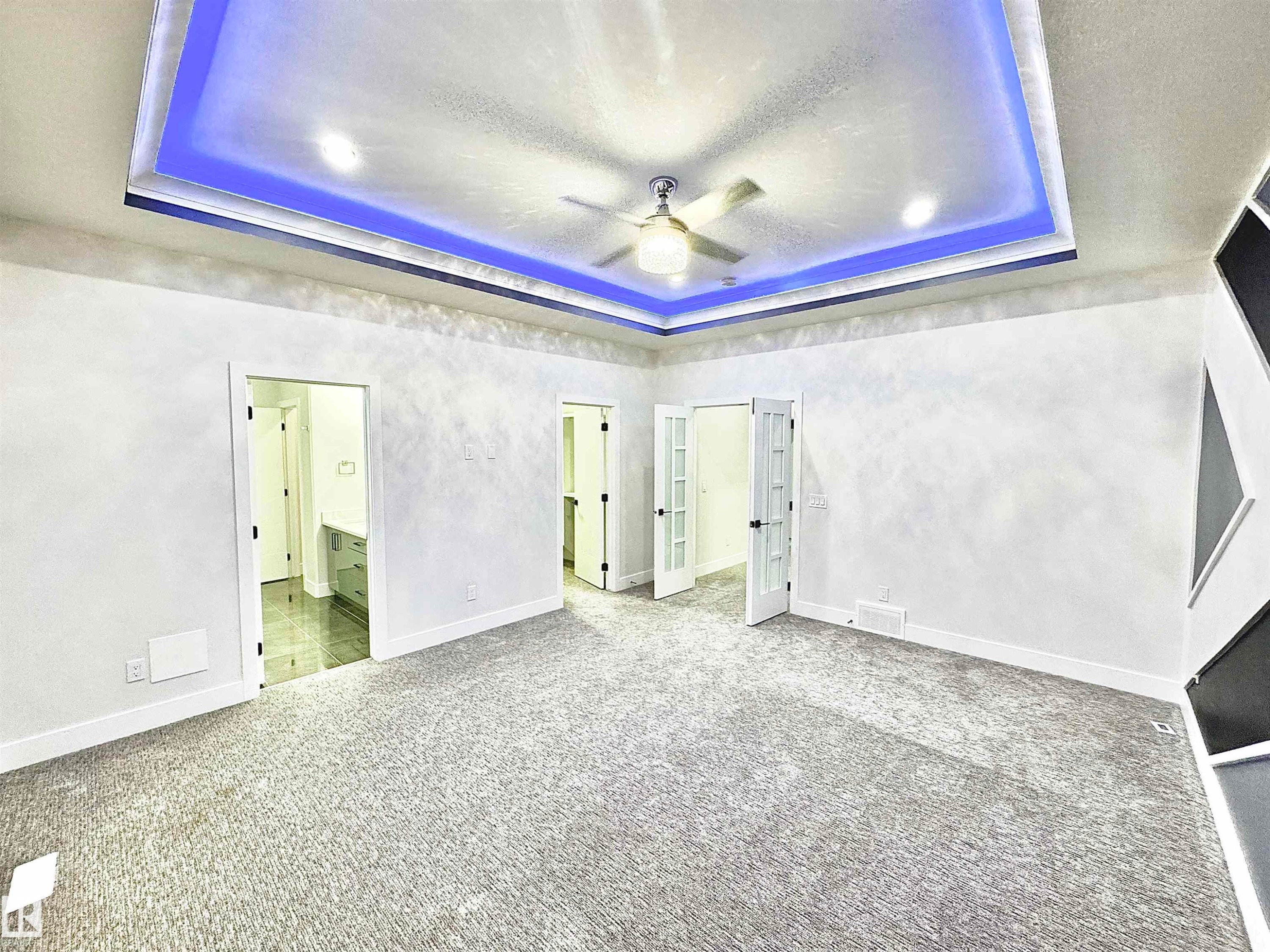 1836 22 Street, Edmonton, AB - Indoor Photo Showing Other Room