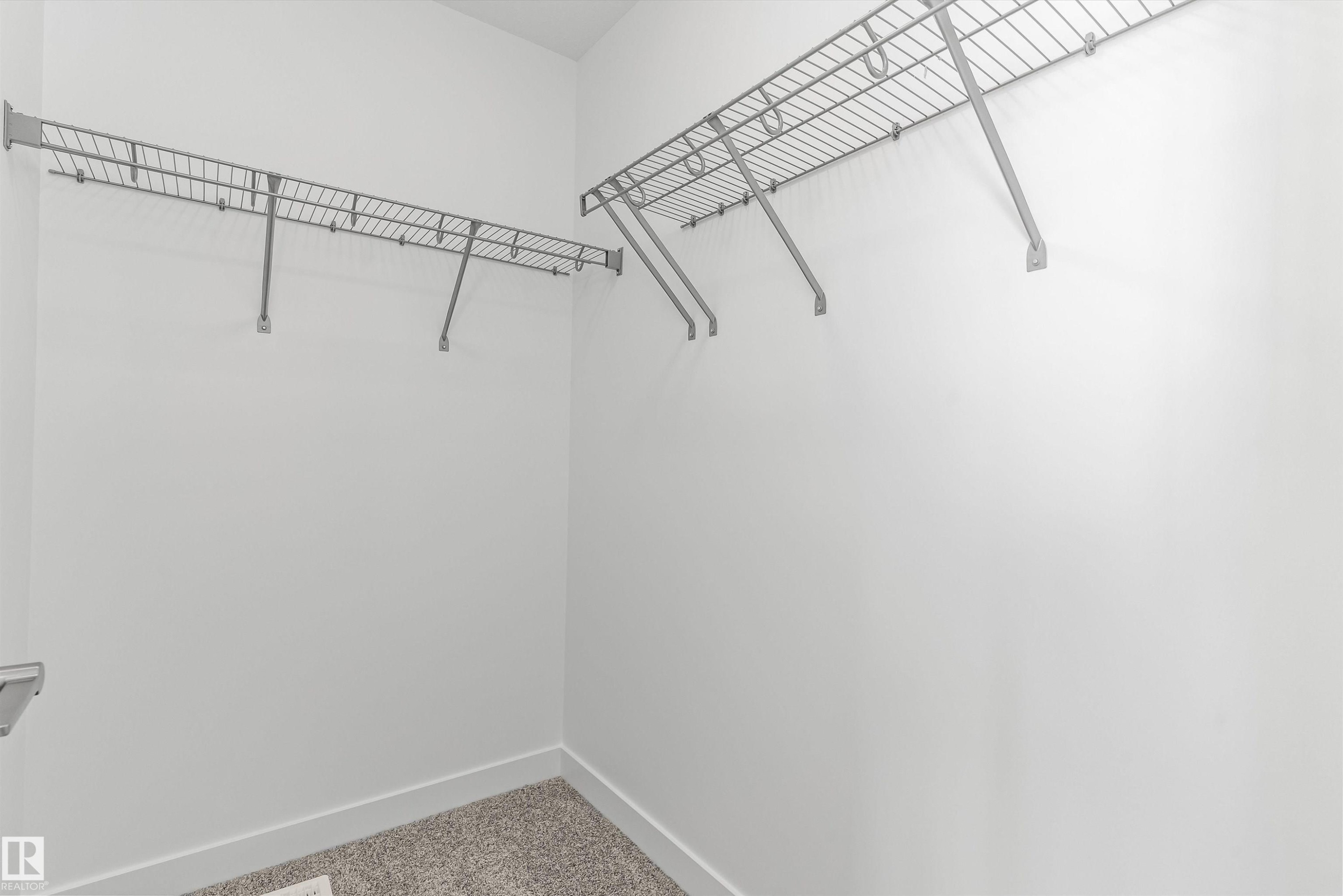 1020 14 Avenue Nw, Edmonton, AB - Indoor With Storage