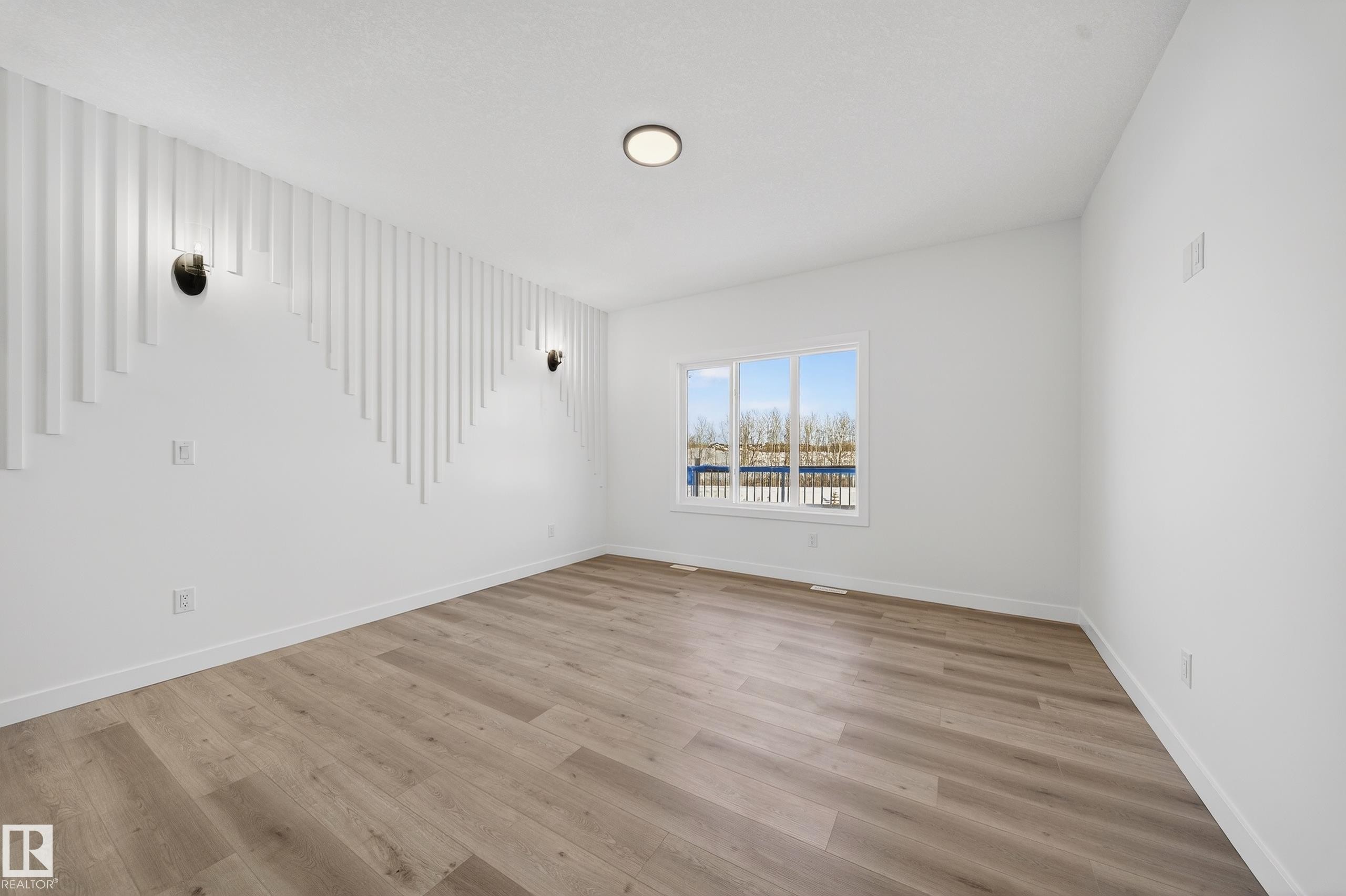 3325 Chickadee Drive, Edmonton, AB - Indoor Photo Showing Other Room