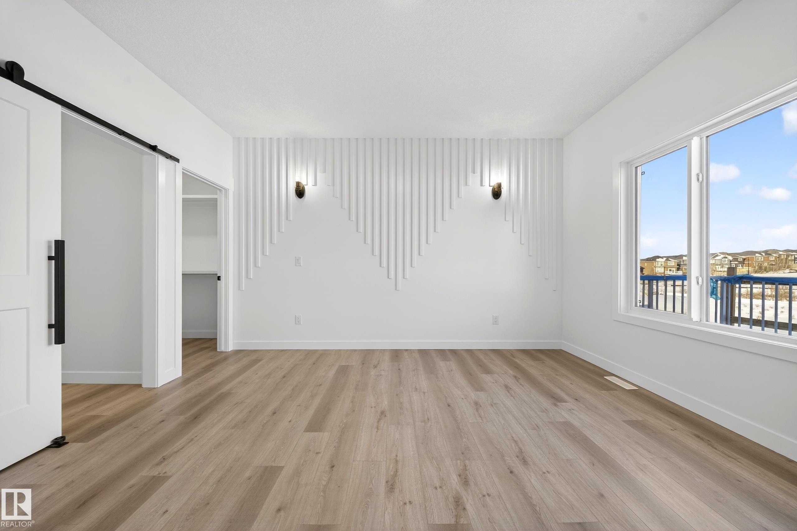 3325 Chickadee Drive, Edmonton, AB - Indoor Photo Showing Other Room