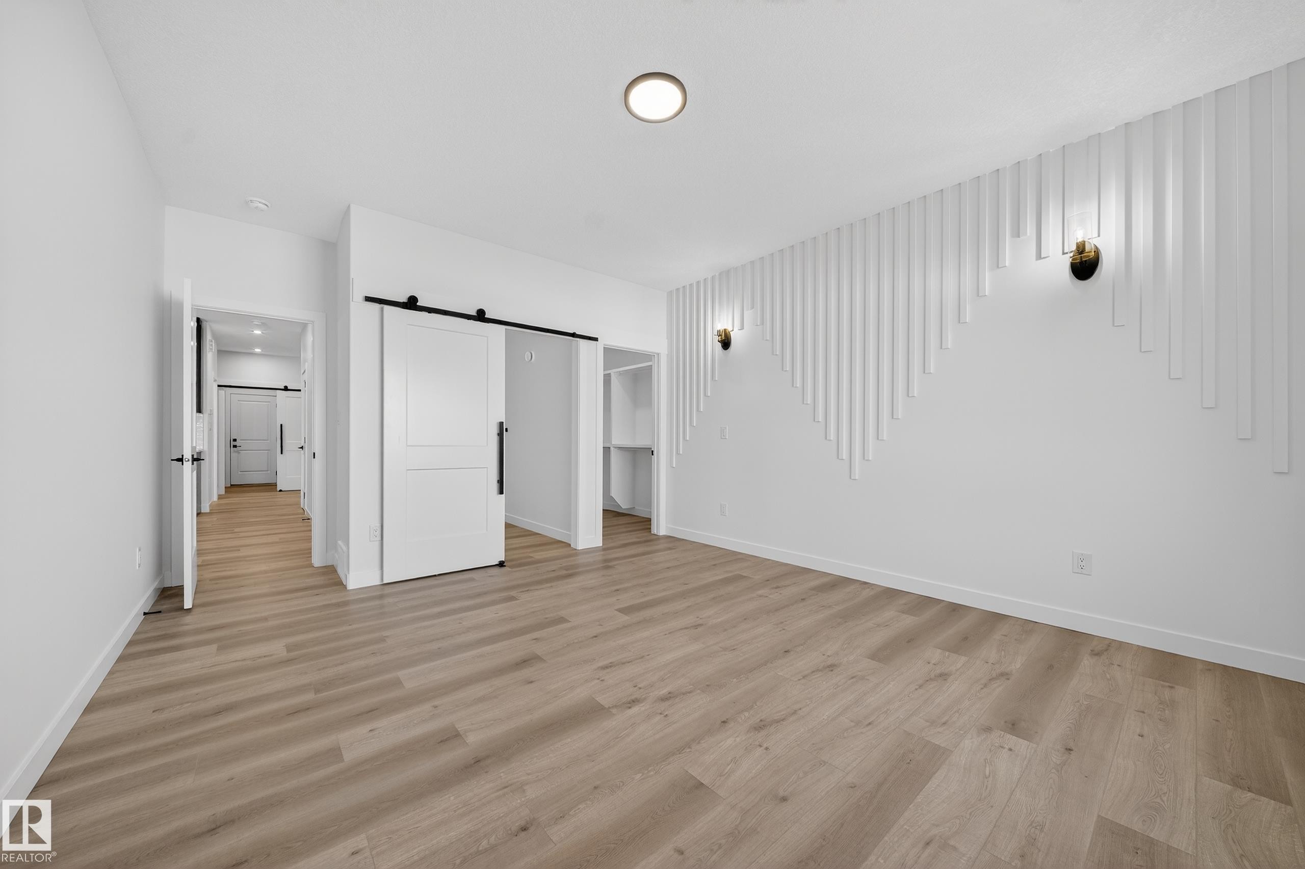 3325 Chickadee Drive, Edmonton, AB - Indoor Photo Showing Other Room