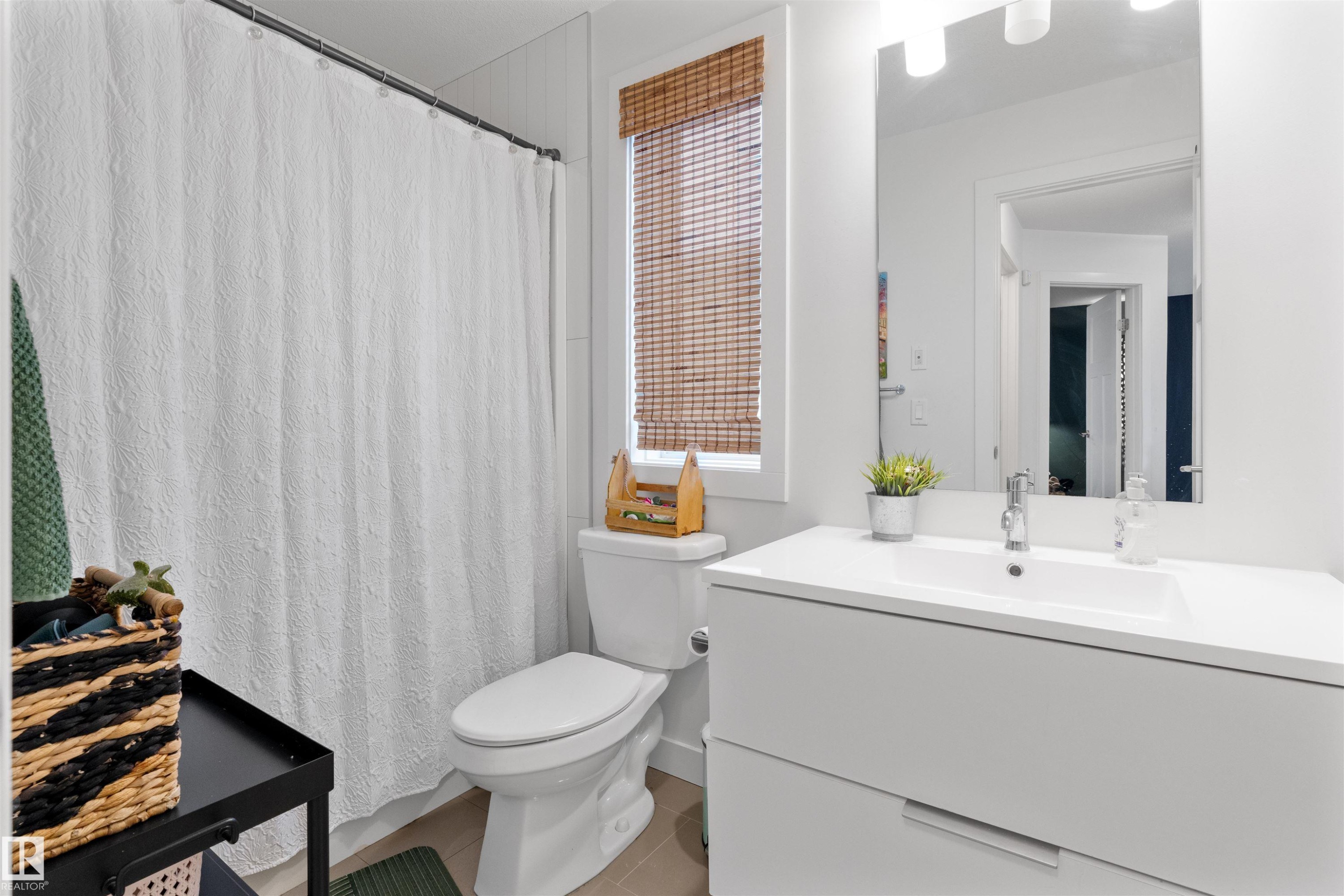 146 Joyal Way, St. Albert, AB - Indoor Photo Showing Bathroom