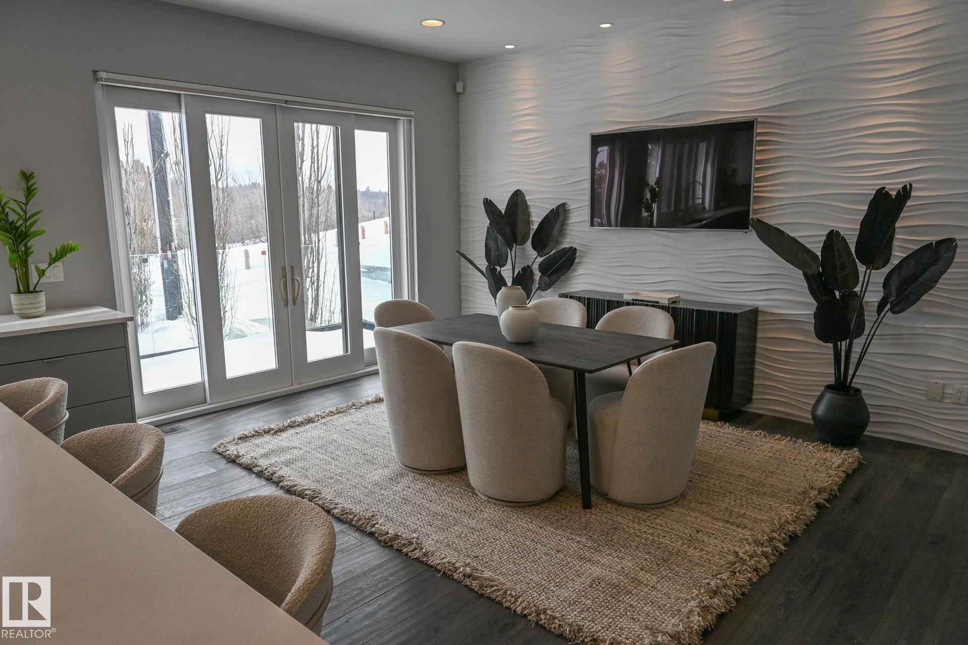 9509 99B Street, Edmonton, AB - Indoor