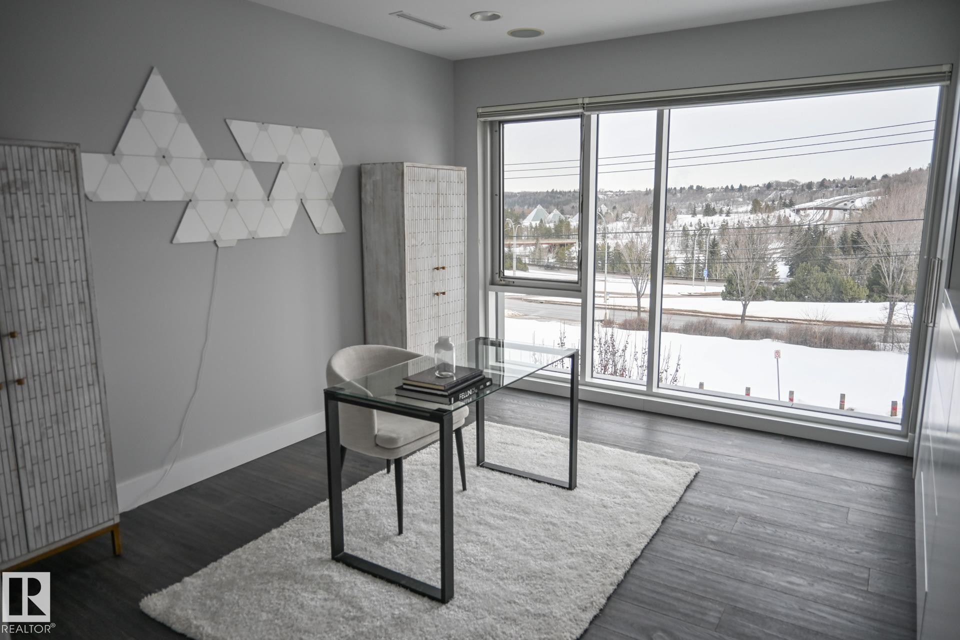 9509 99B Street, Edmonton, AB - Indoor Photo Showing Other Room