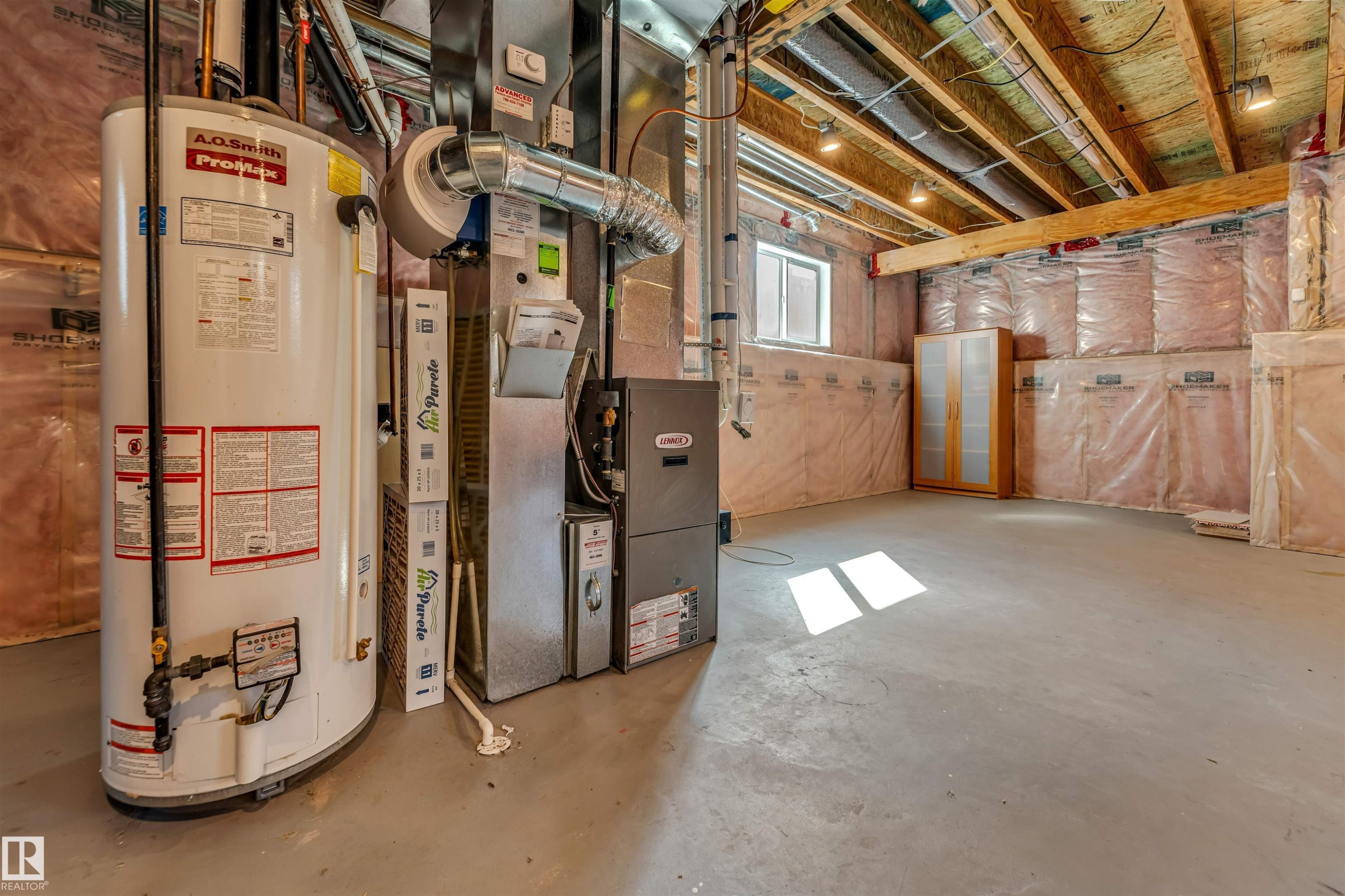 1920 69 St., Edmonton, AB - Indoor Photo Showing Basement