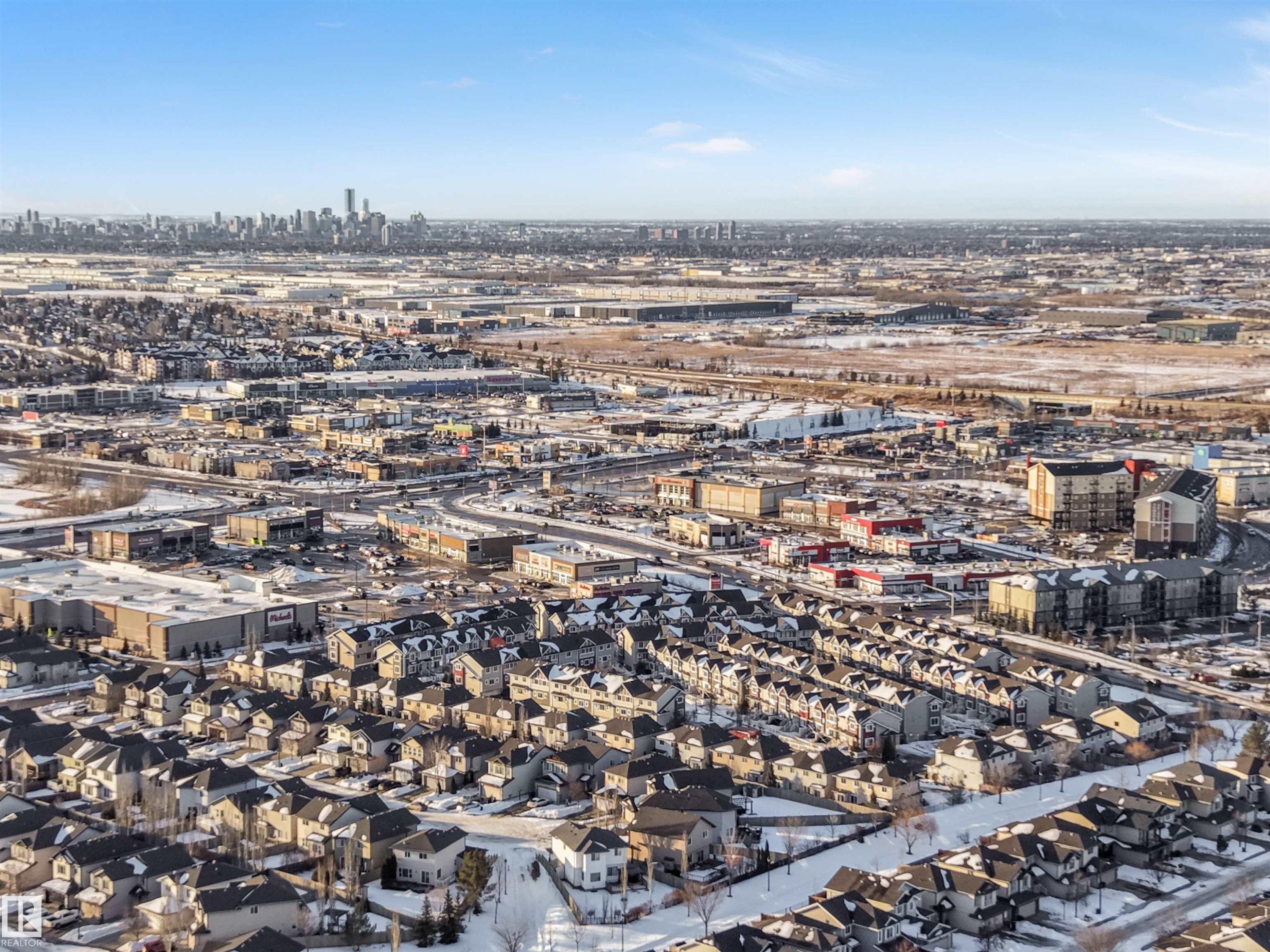 View of urban area - 1157 37 Avenue, Edmonton, AB - Outdoor With View