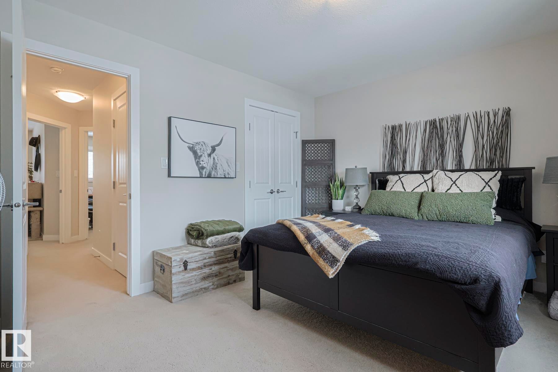 12209 103 Street, Edmonton, AB - Indoor Photo Showing Bedroom