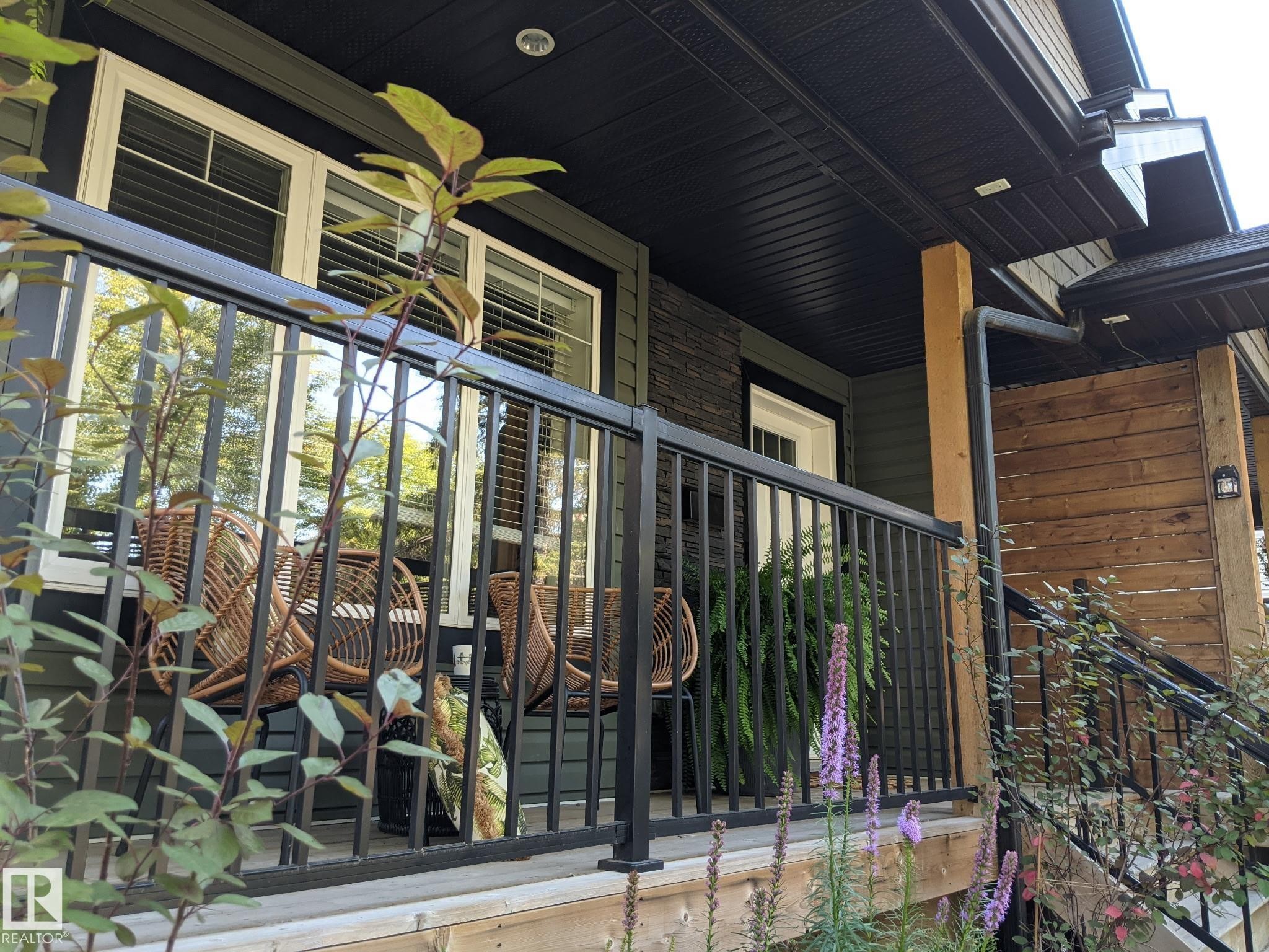 12209 103 Street, Edmonton, AB - Outdoor