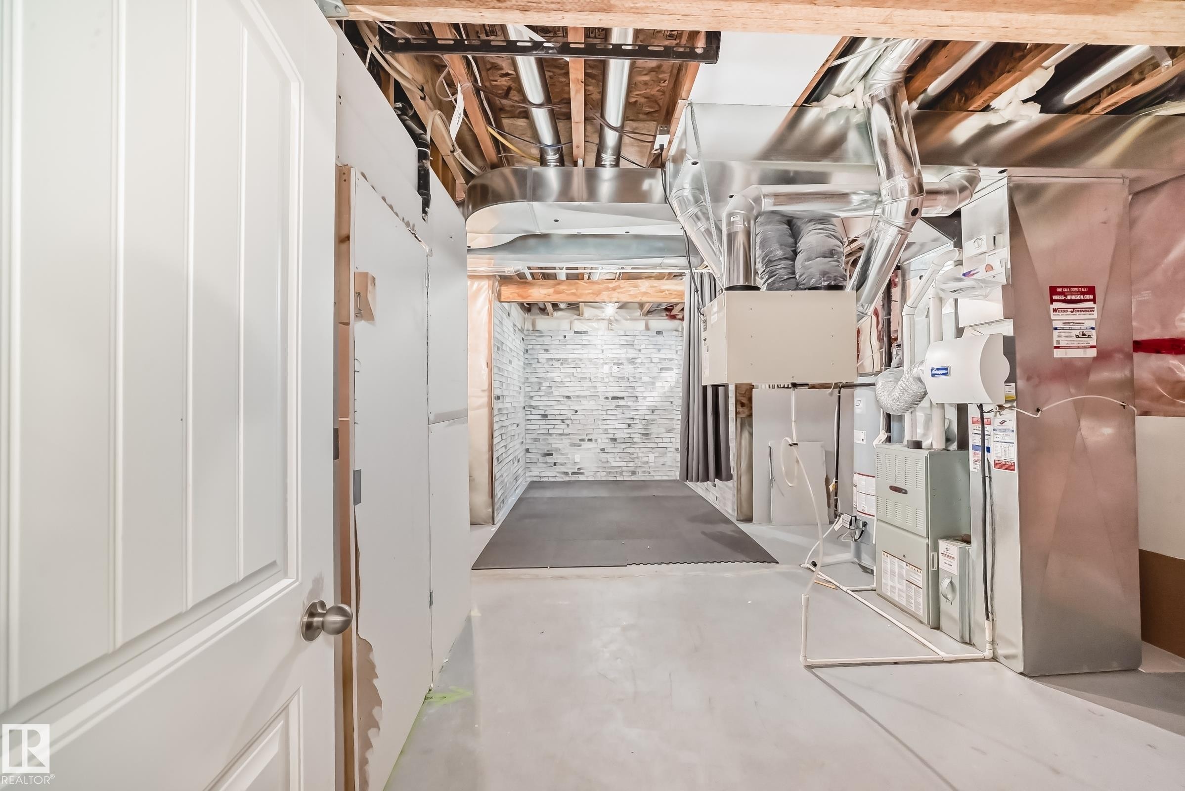 3116 Arthurs Crescent, Edmonton, AB - Indoor Photo Showing Basement