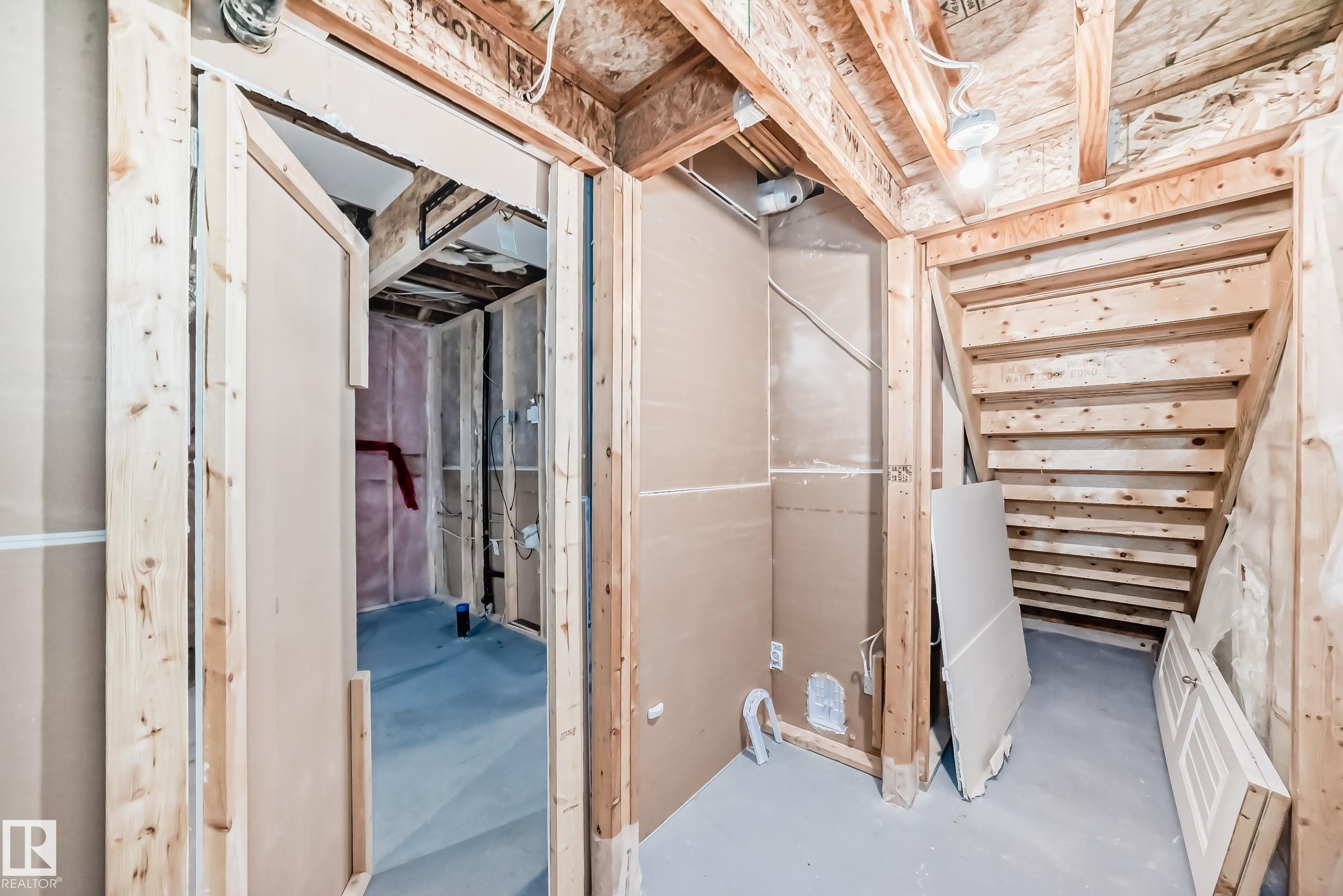 3116 Arthurs Crescent, Edmonton, AB - Indoor Photo Showing Other Room