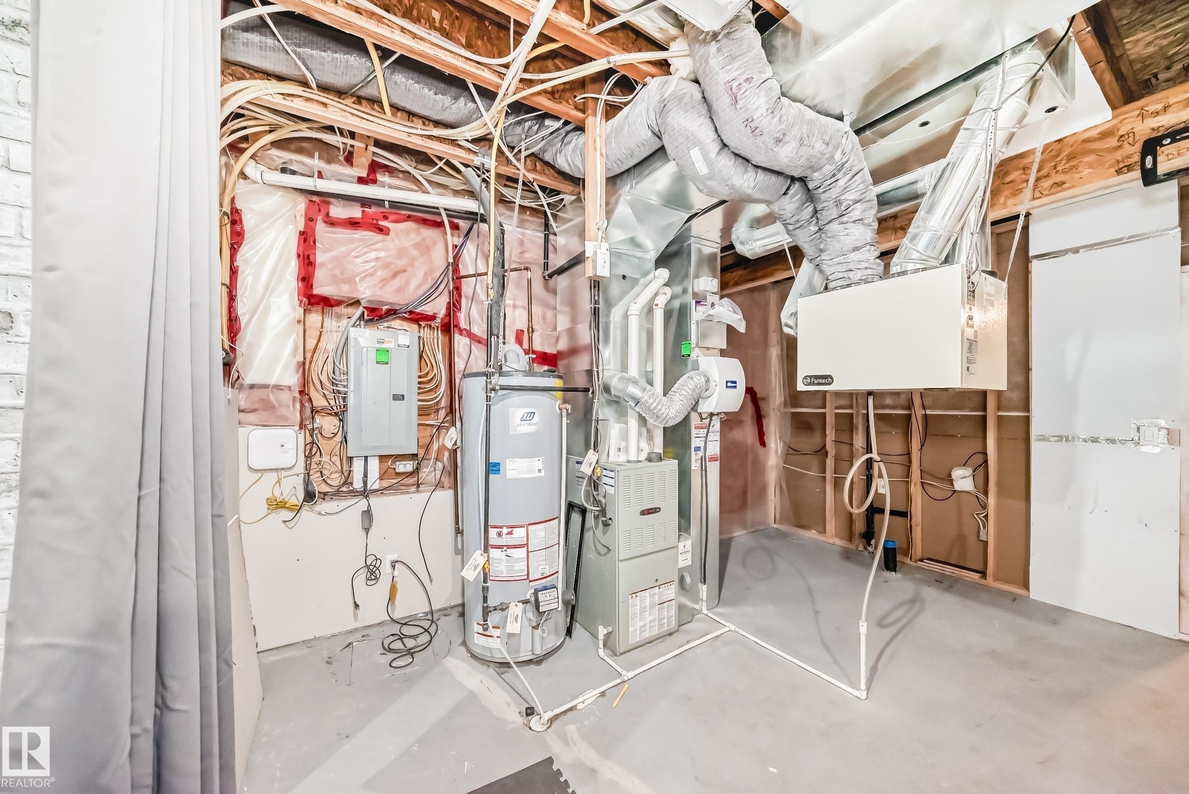 3116 Arthurs Crescent, Edmonton, AB - Indoor Photo Showing Basement